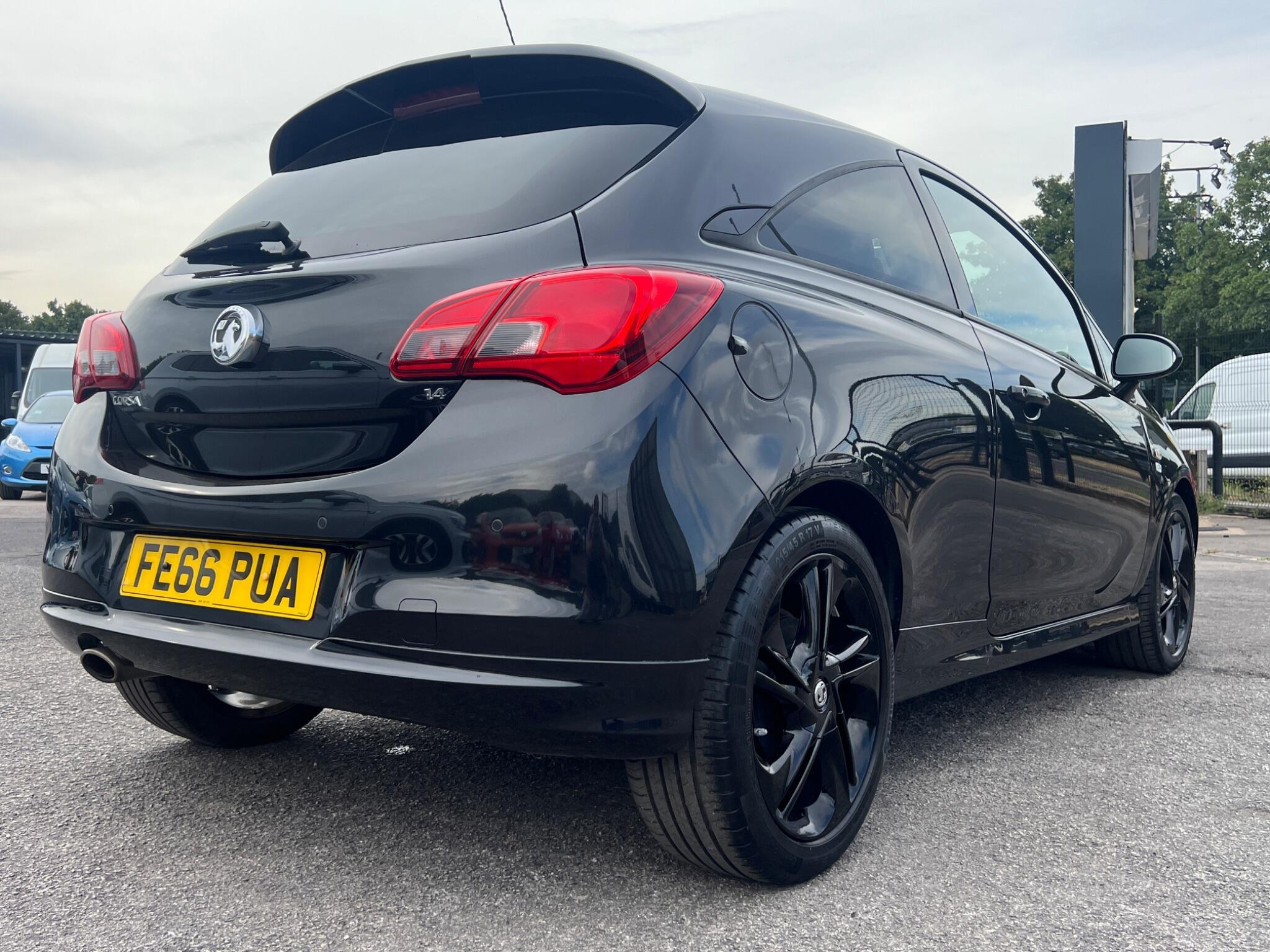 Vauxhall Corsa - Image 10