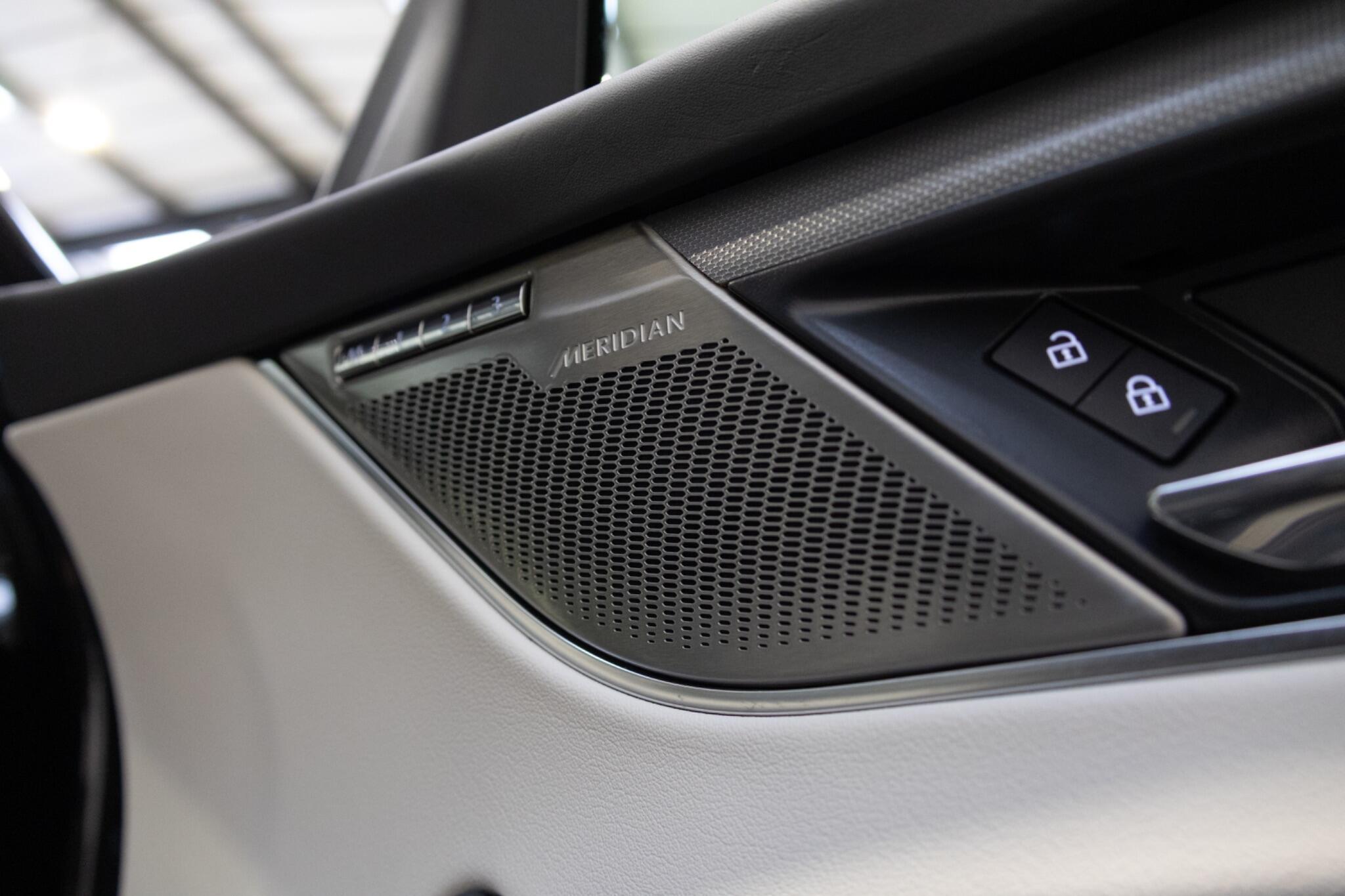 Jaguar F-Pace - Image 24
