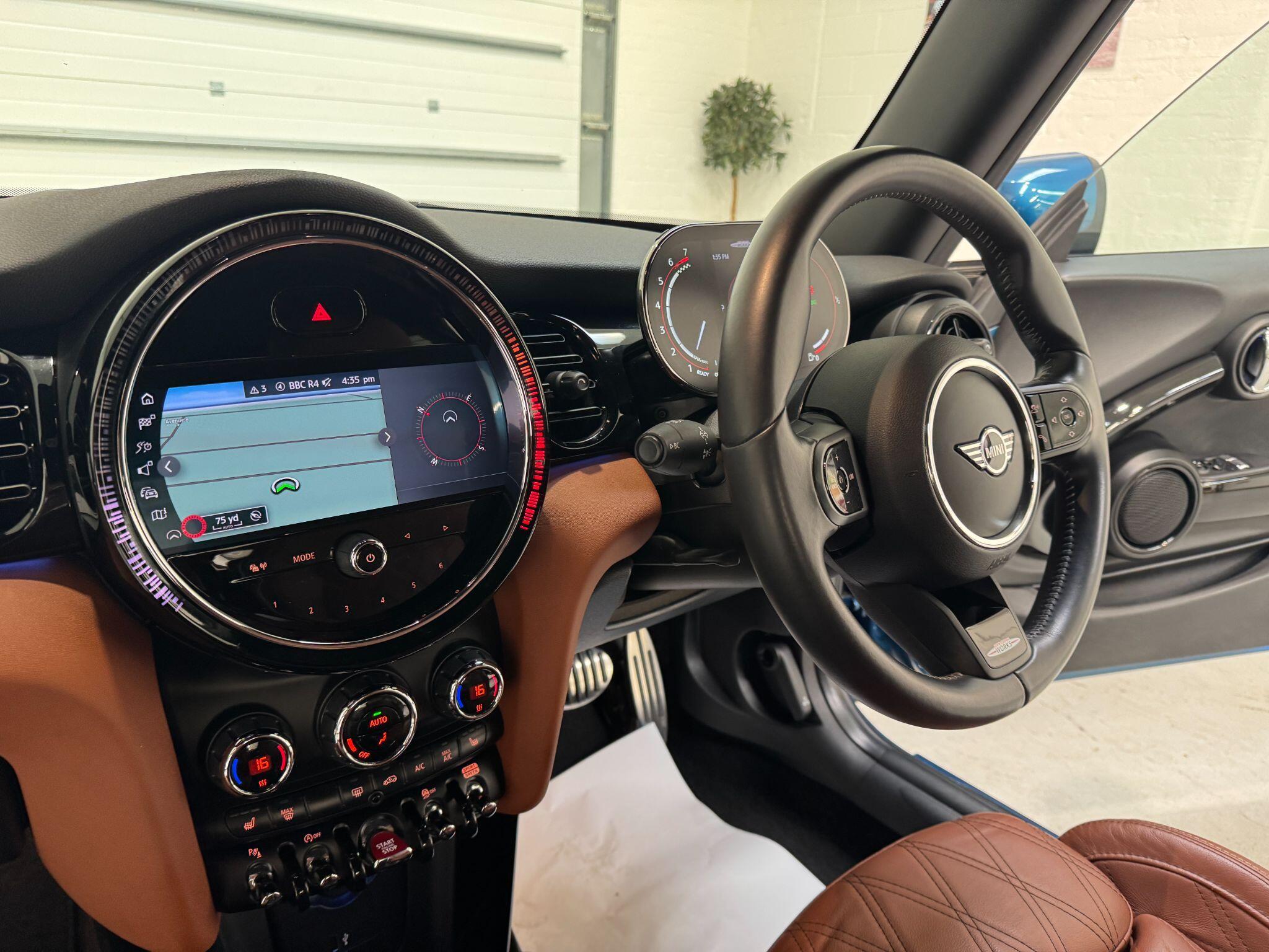 MINI Hatch - Image 71