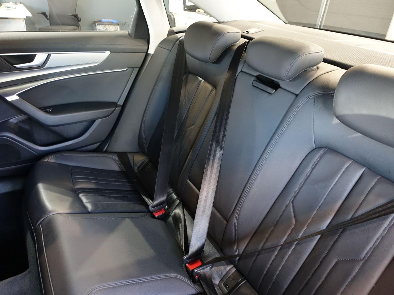 Audi A6 Saloon - Image 17