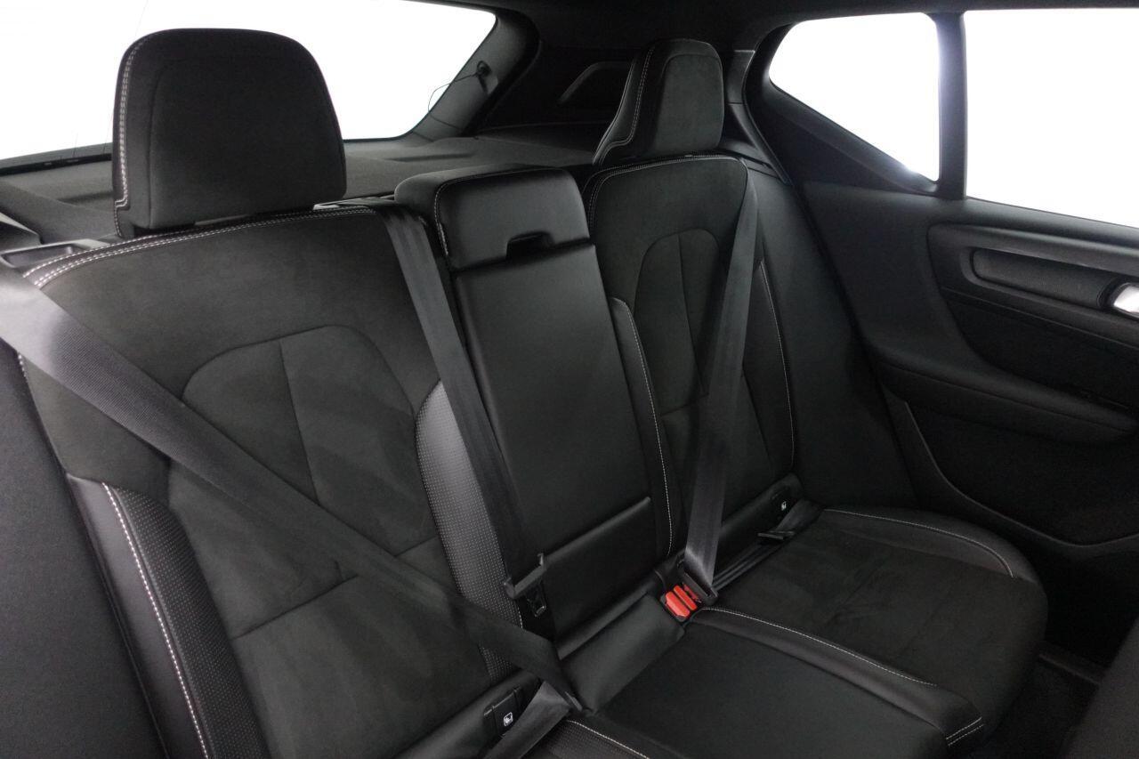 Volvo XC40 - Image 8