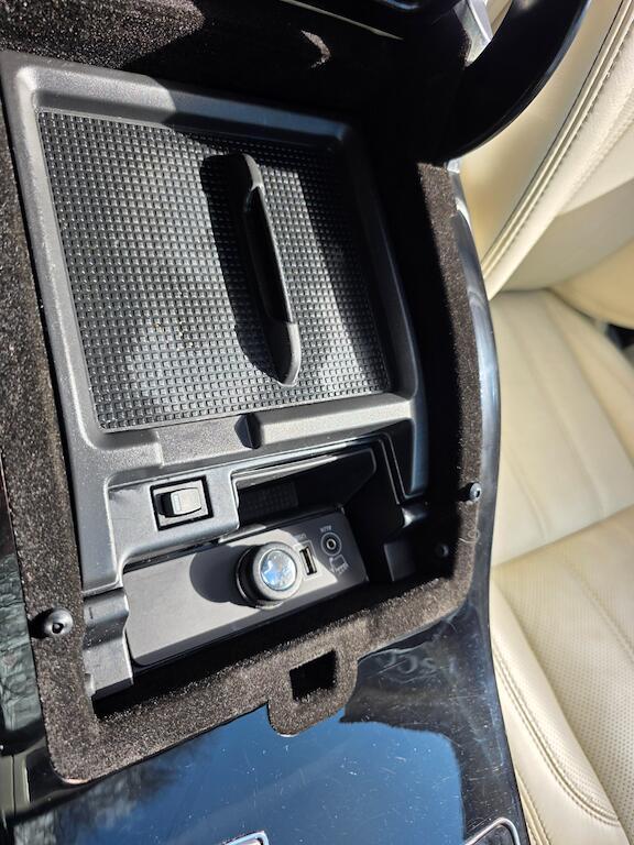 Land Rover Range Rover - Image 15