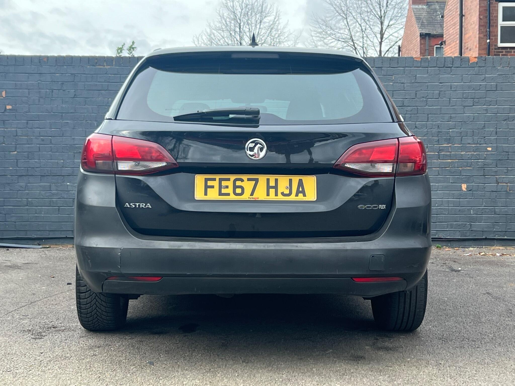 Vauxhall Astra - Image 25