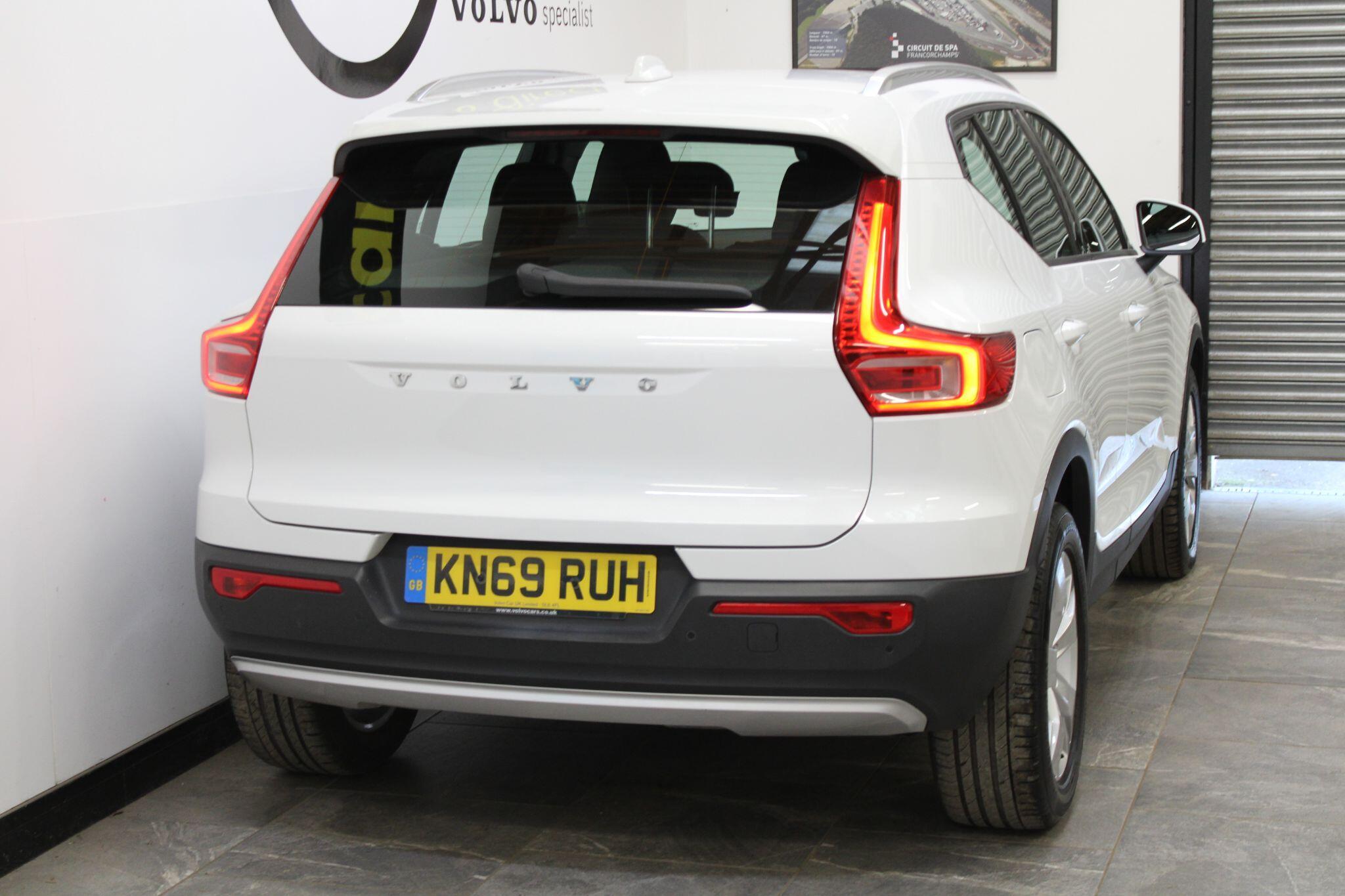Volvo XC40 - Image 13