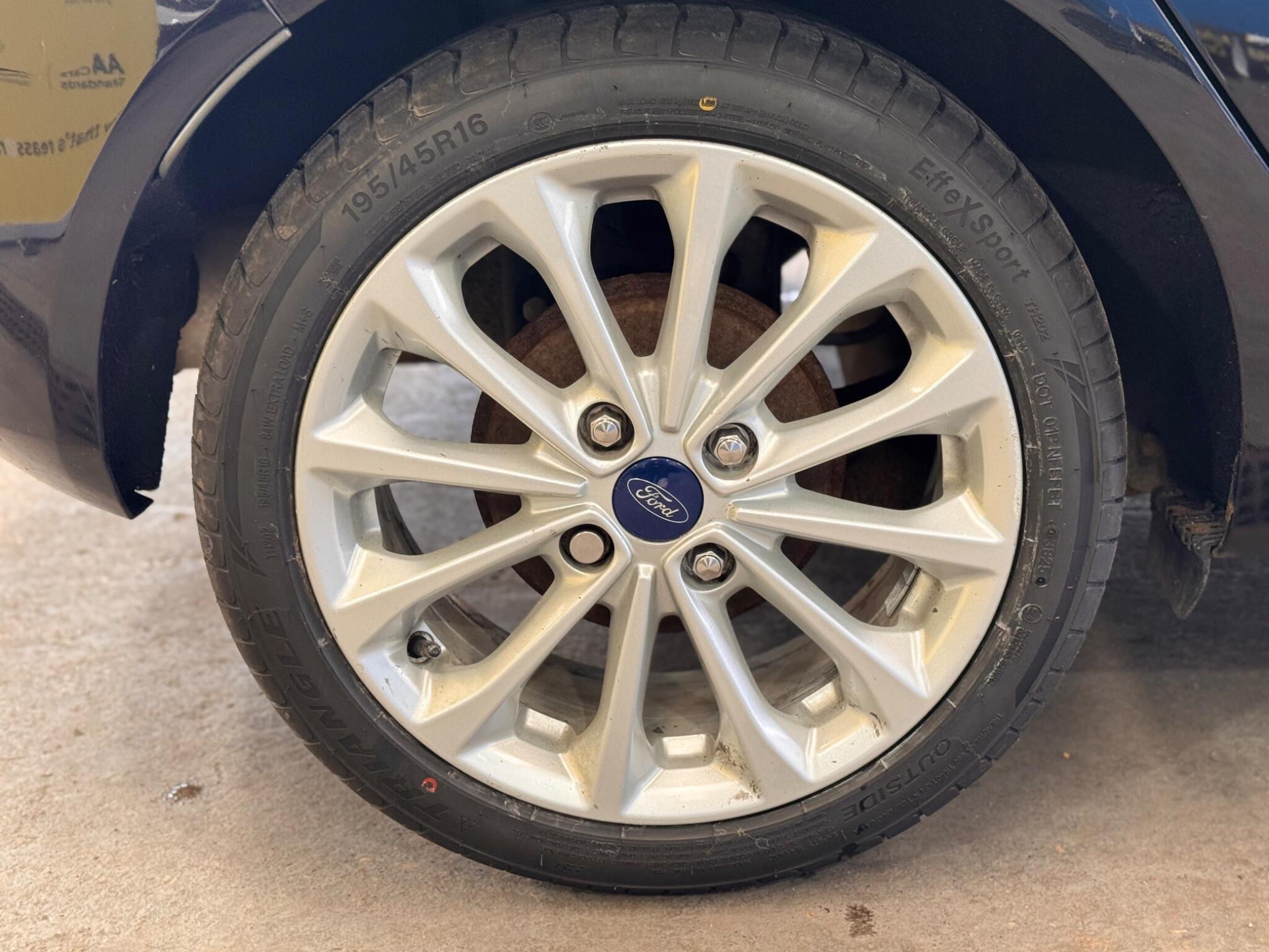 Ford Fiesta - Image 15