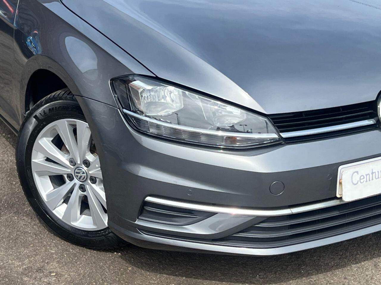 Volkswagen Golf - Image 8