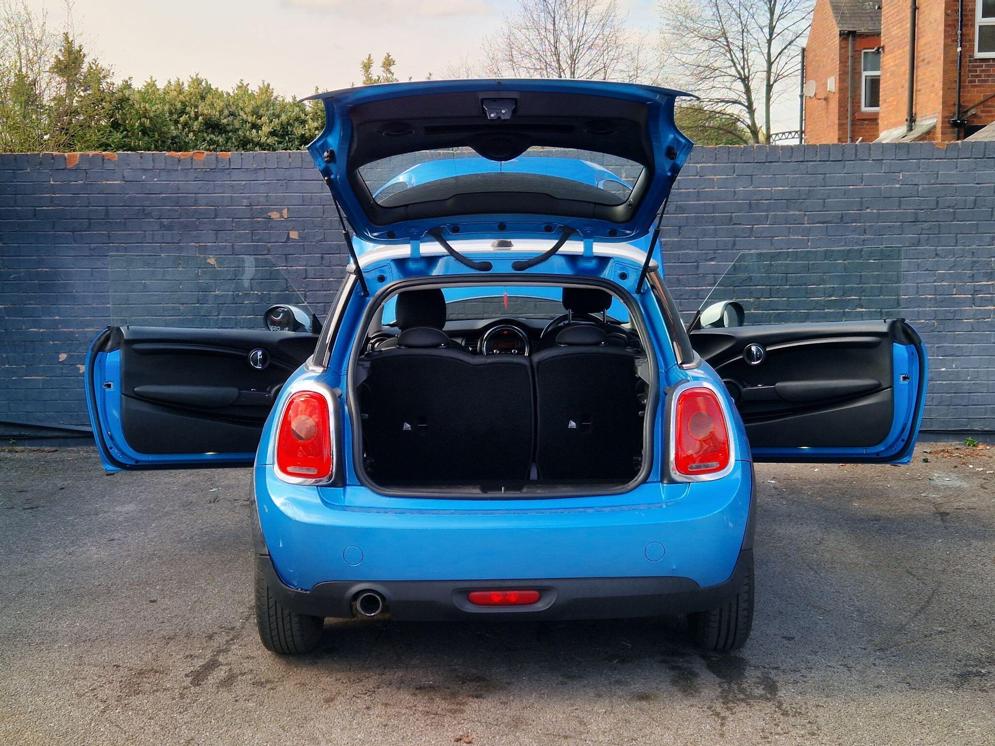 MINI Hatch - Image 20
