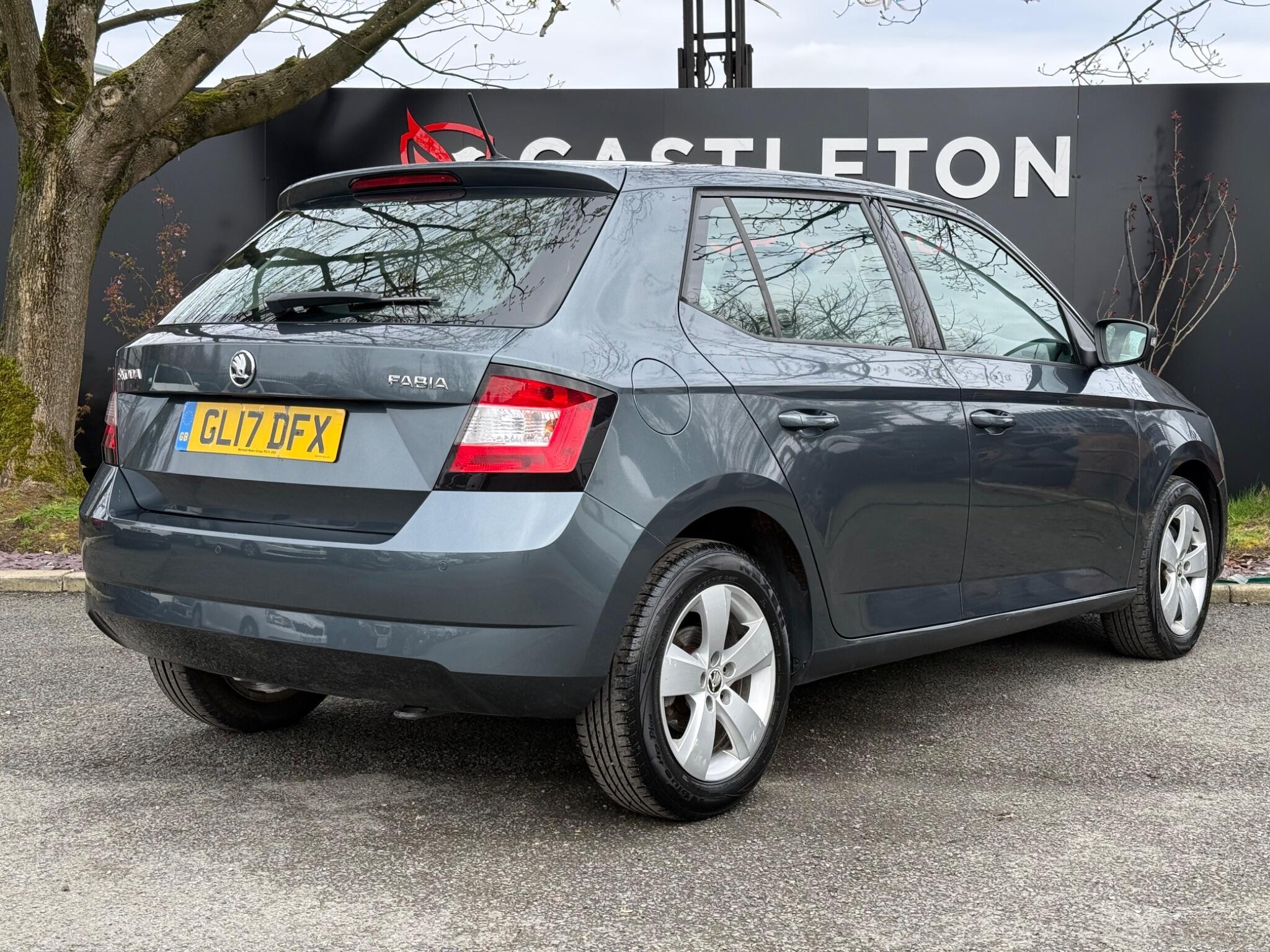 Skoda Fabia - Image 13