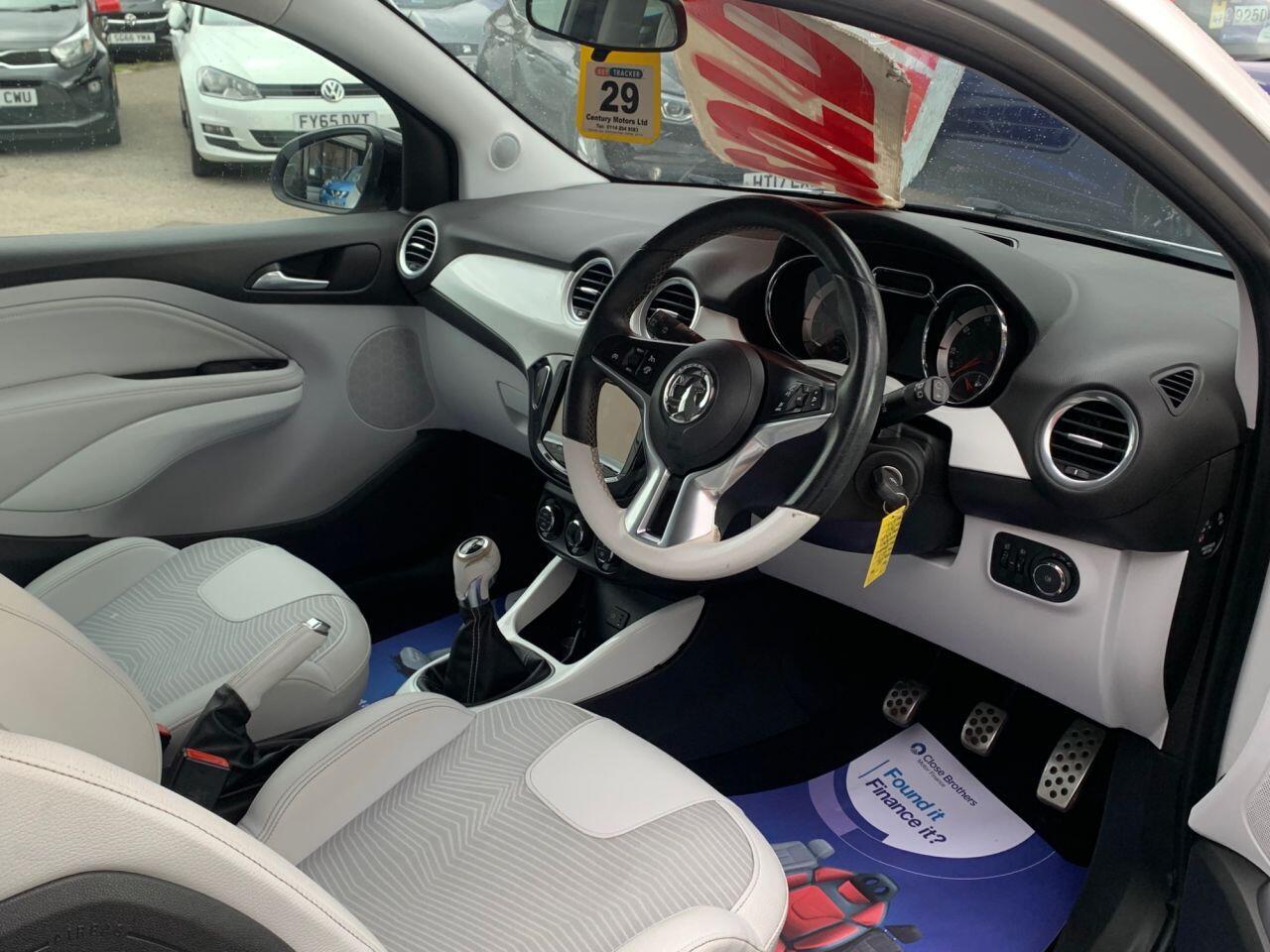 Vauxhall ADAM - Image 11