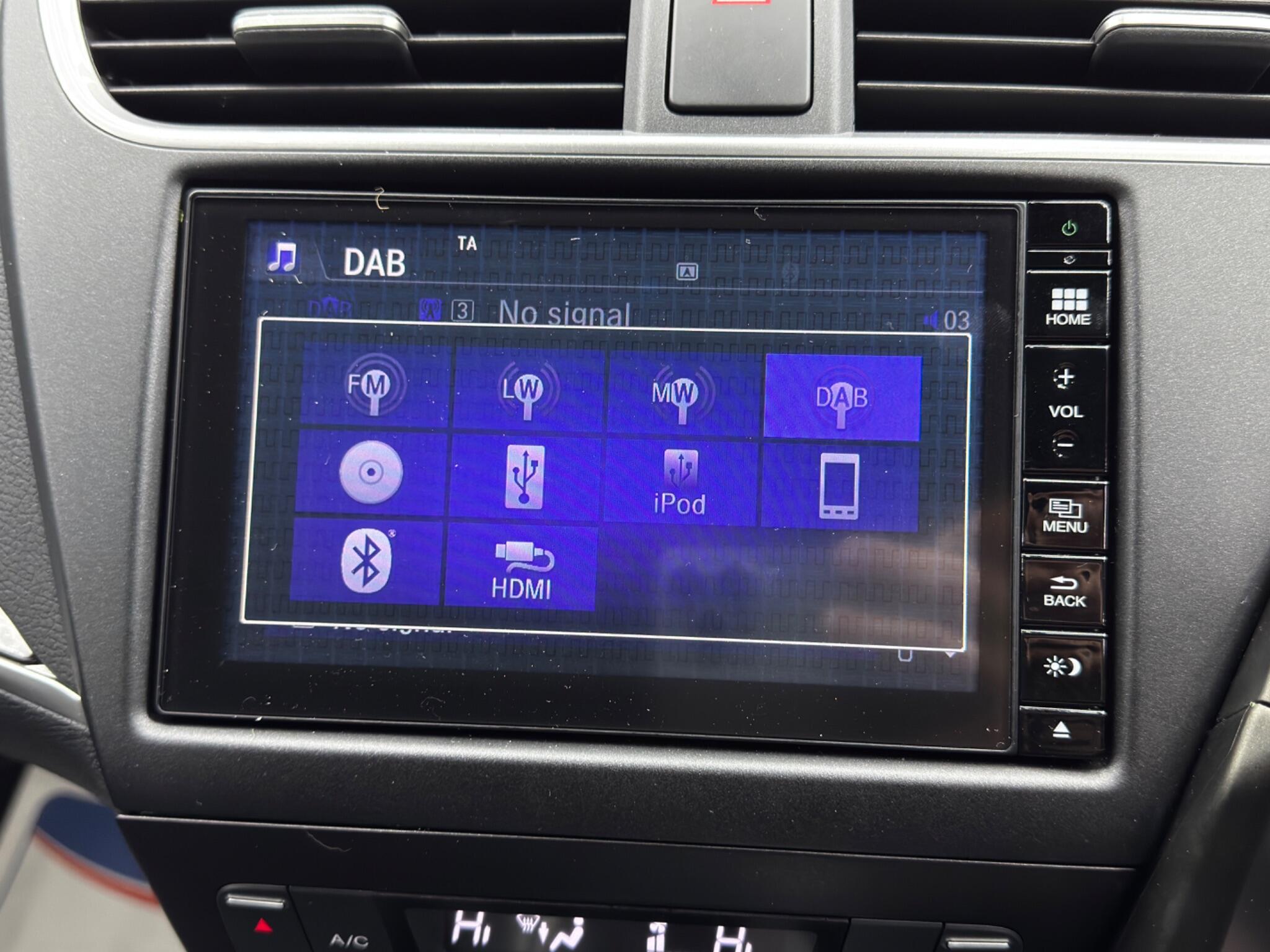 Honda Civic - Image 32