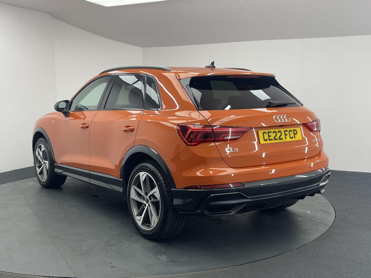 Audi Q3 - Image 9