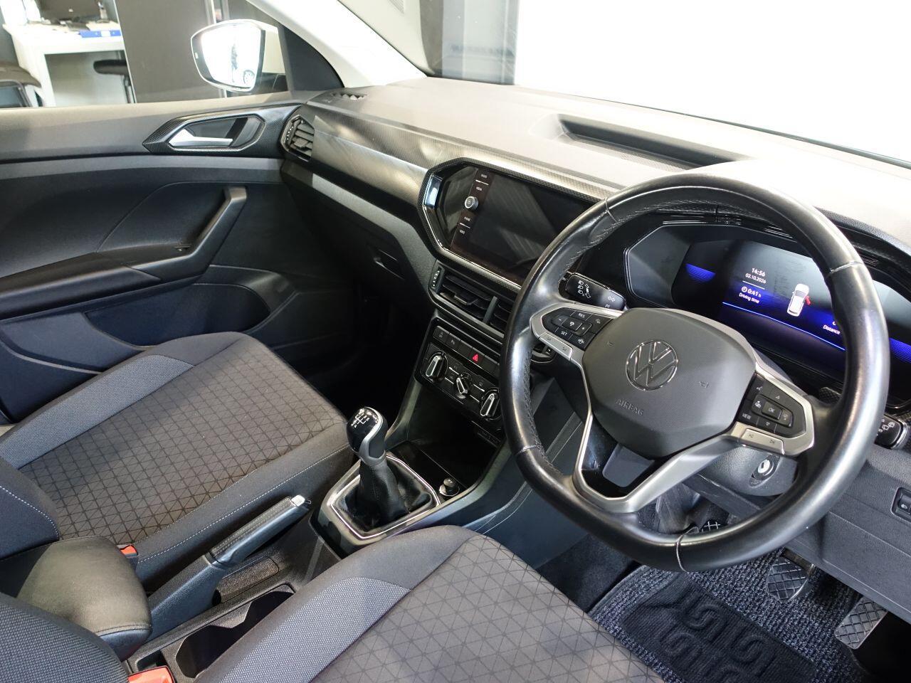 Volkswagen T-Cross - Image 2