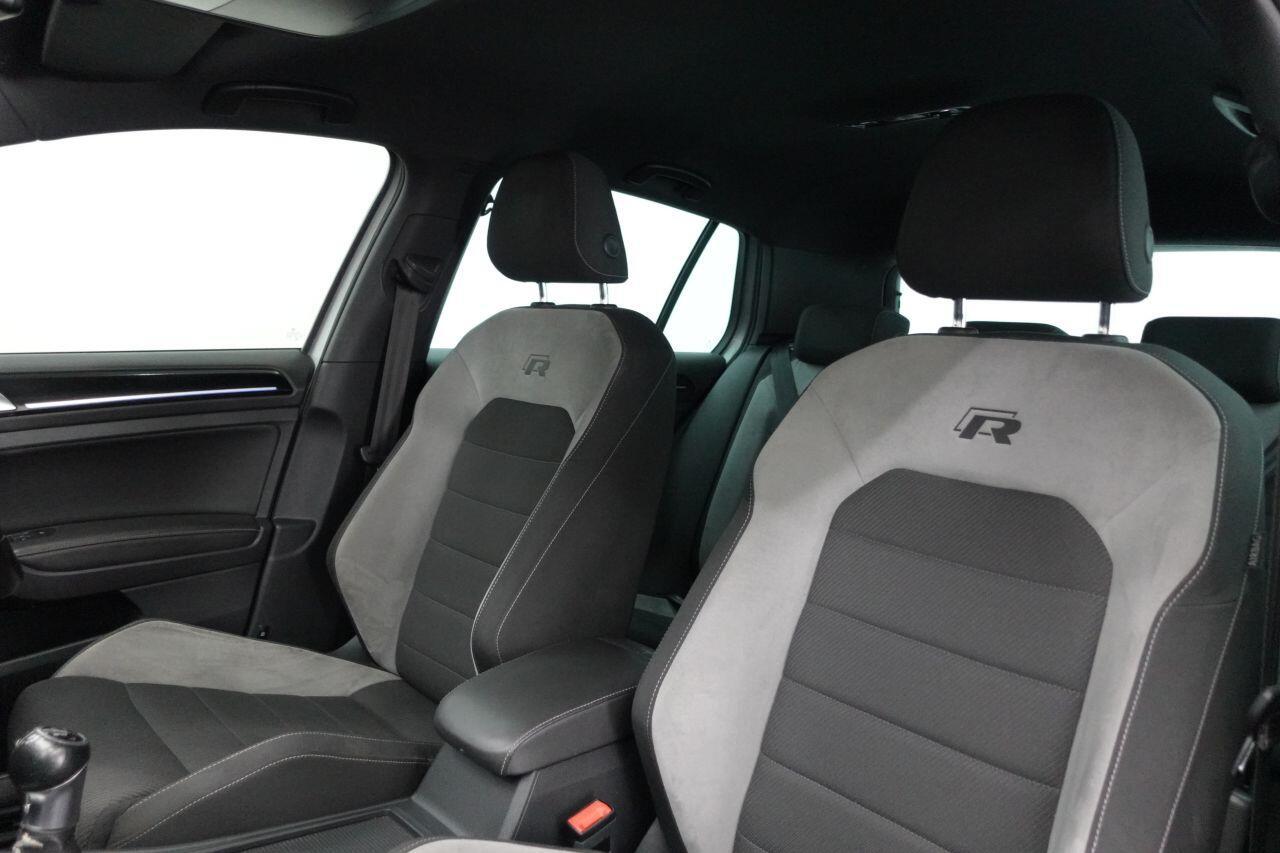 Volkswagen Golf - Image 15