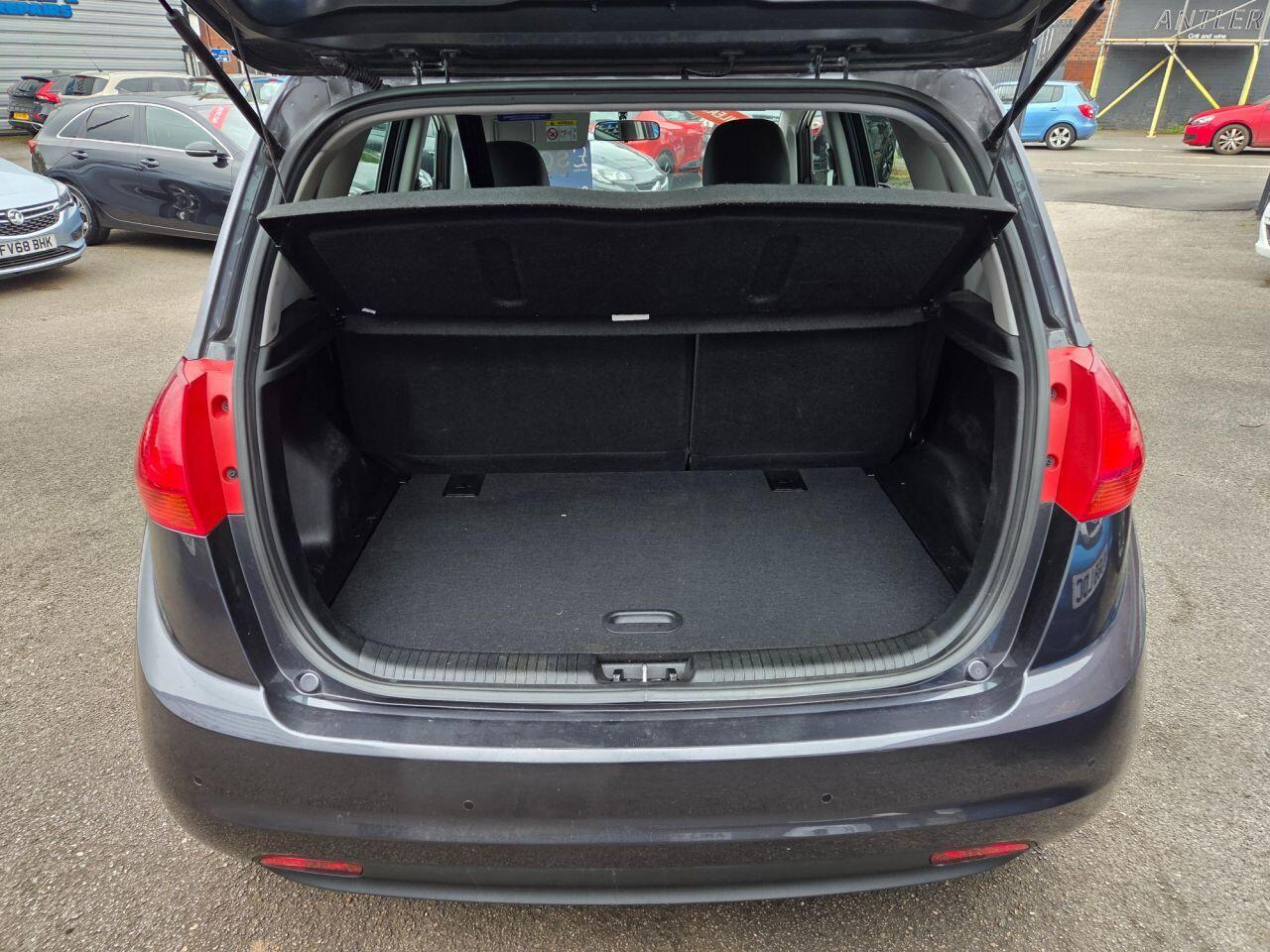 Kia Venga - Image 9