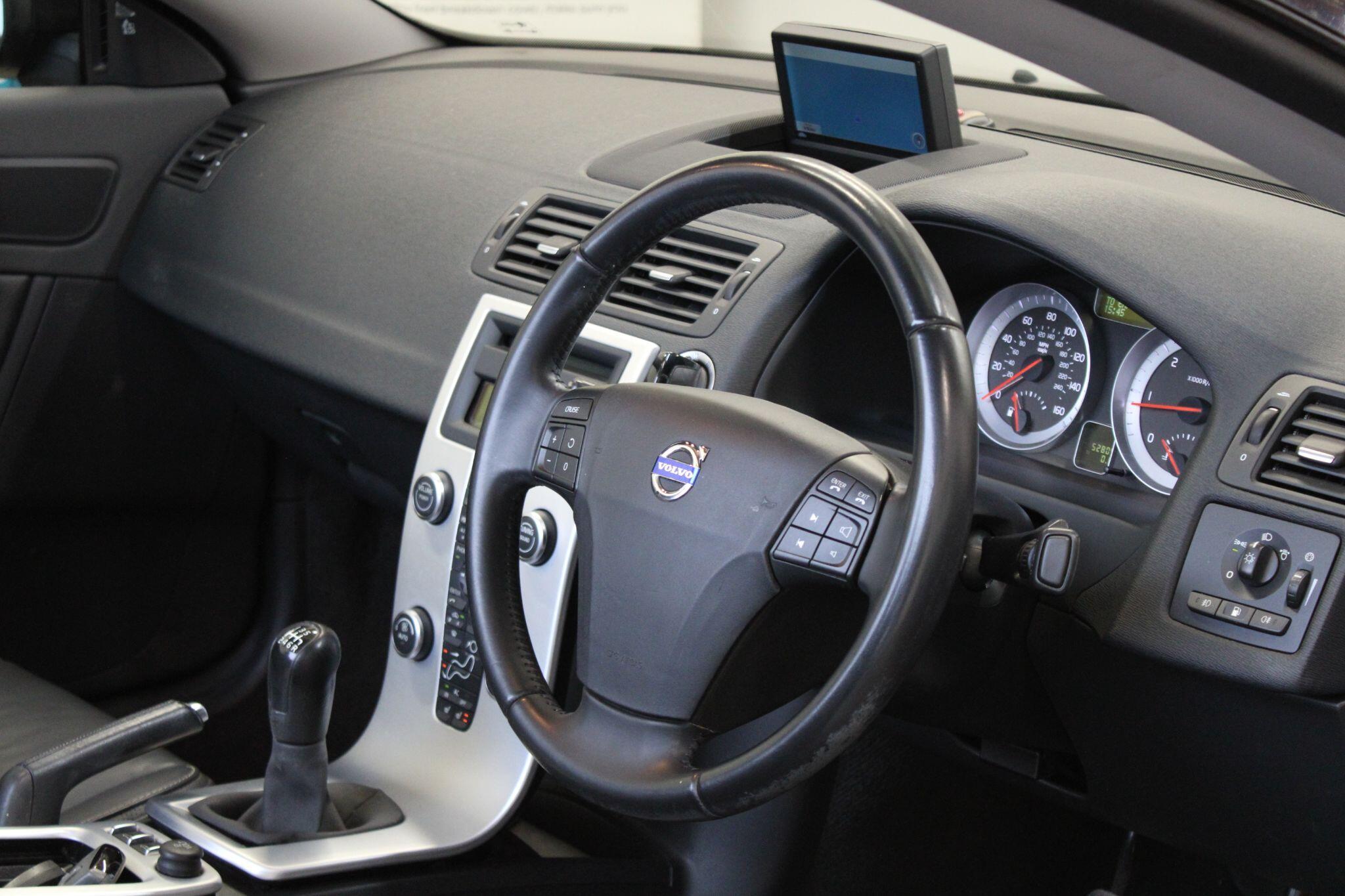 Volvo C70 - Image 39