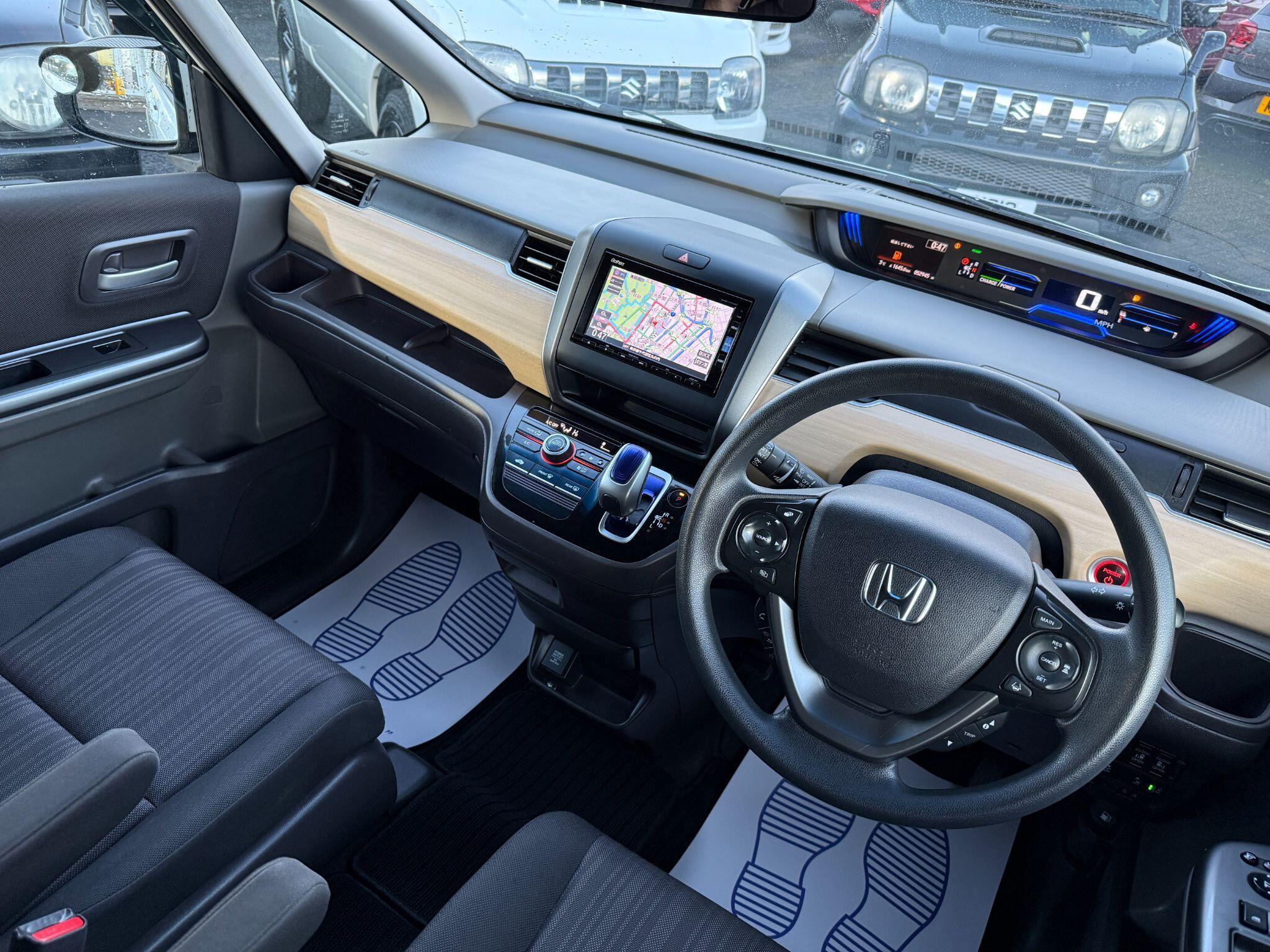 Honda Freed - Image 48