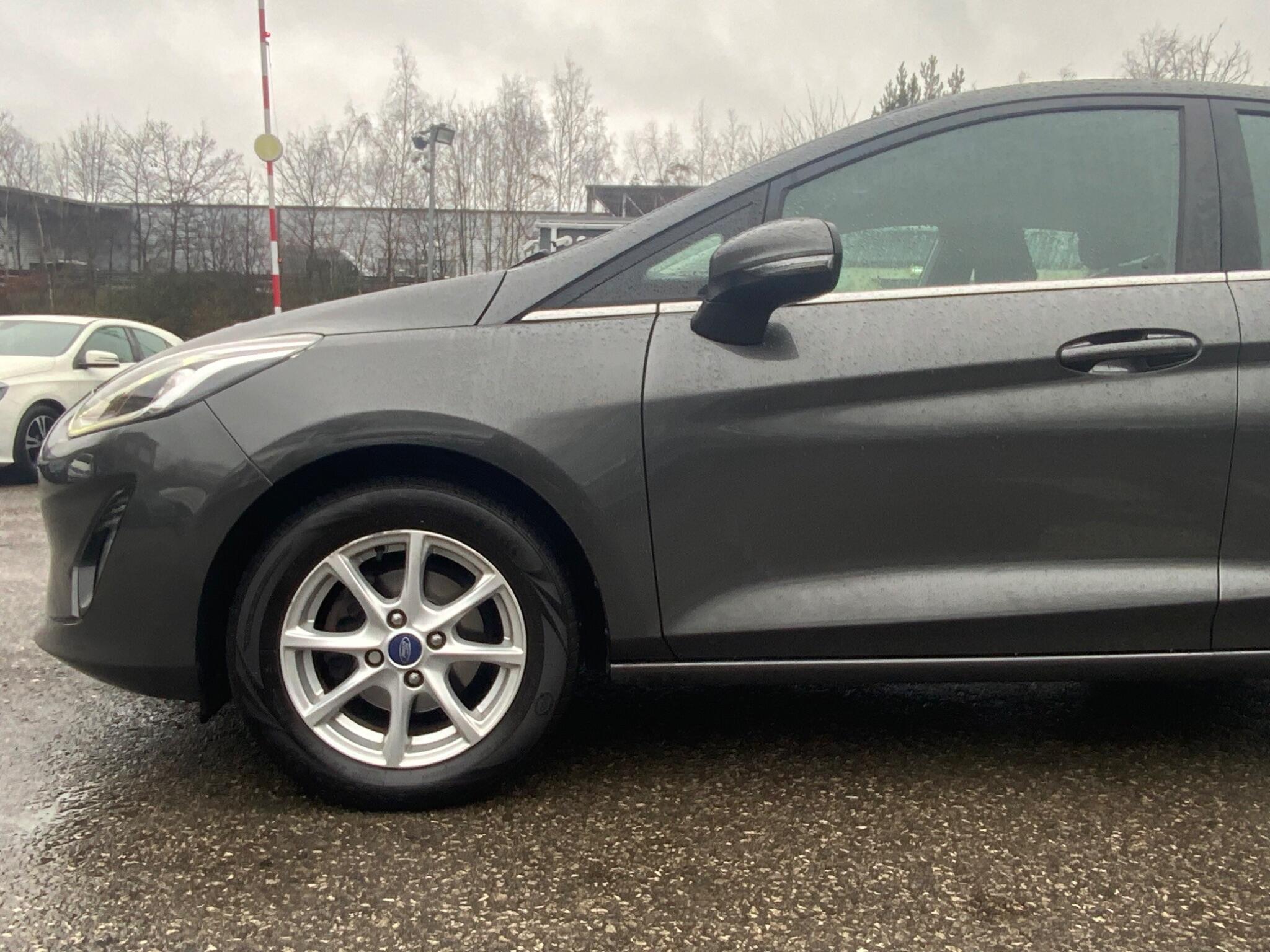 Ford Fiesta - Image 39