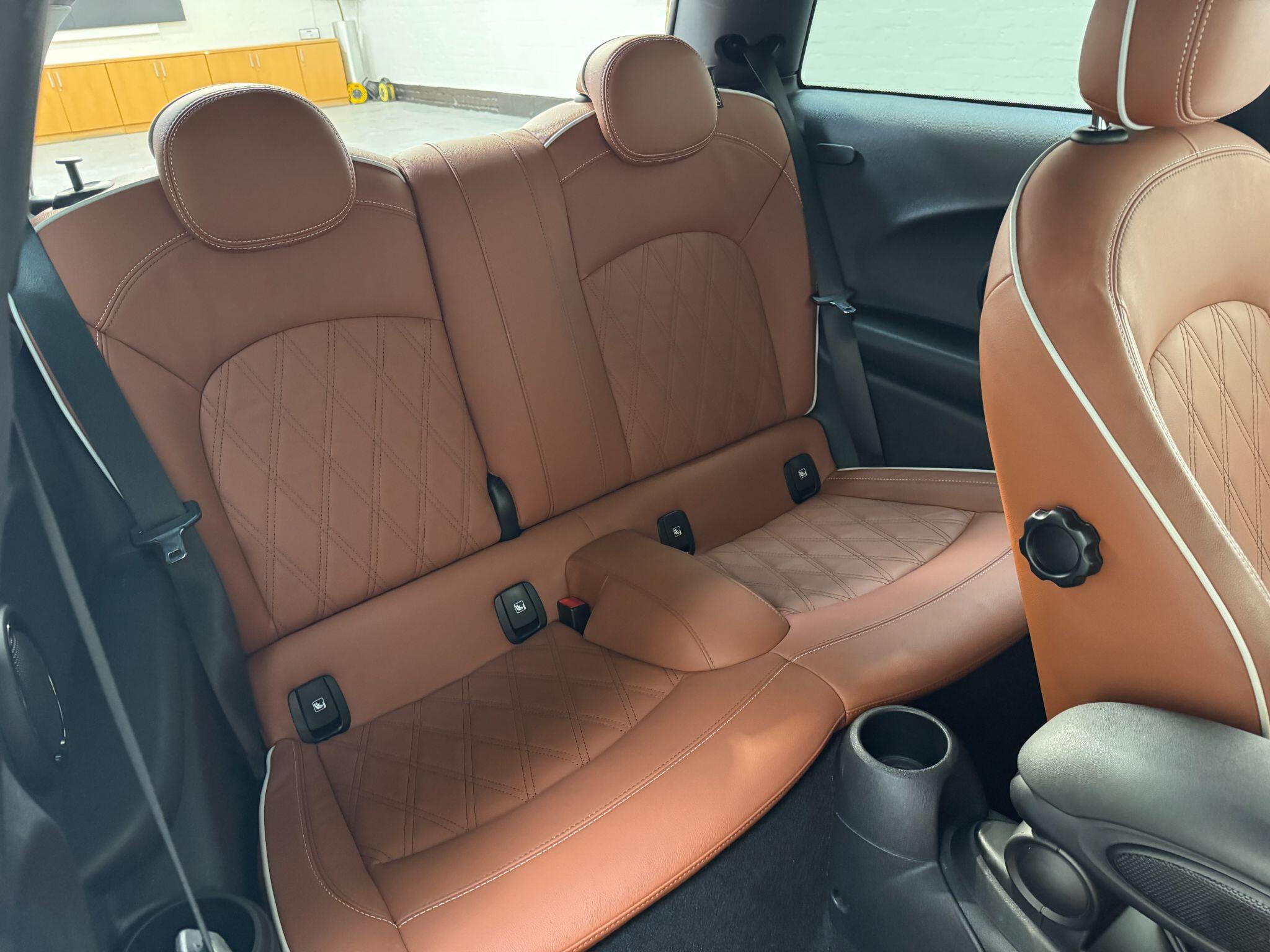 MINI Hatch - Image 20