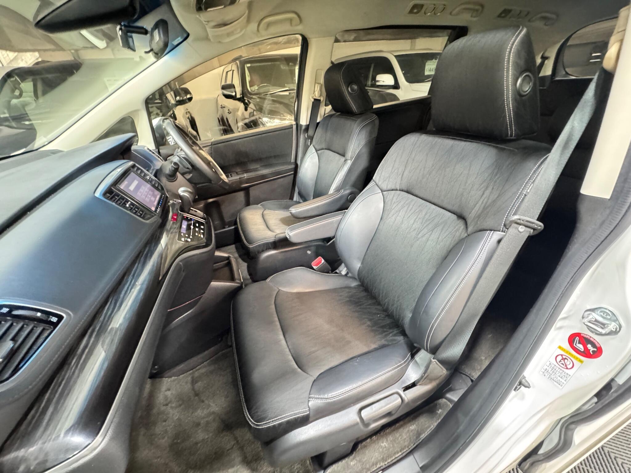 Honda Odyssey - Image 10
