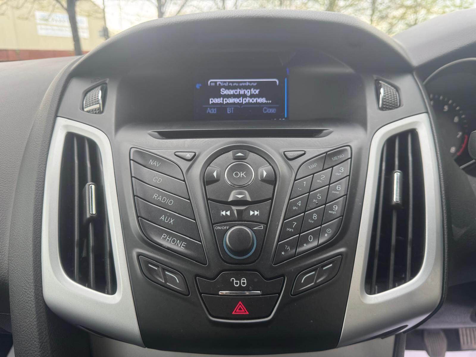 Ford Focus - Image 33