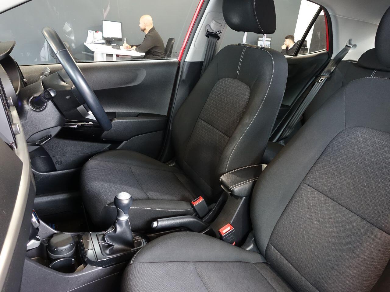 Kia Picanto - Image 12