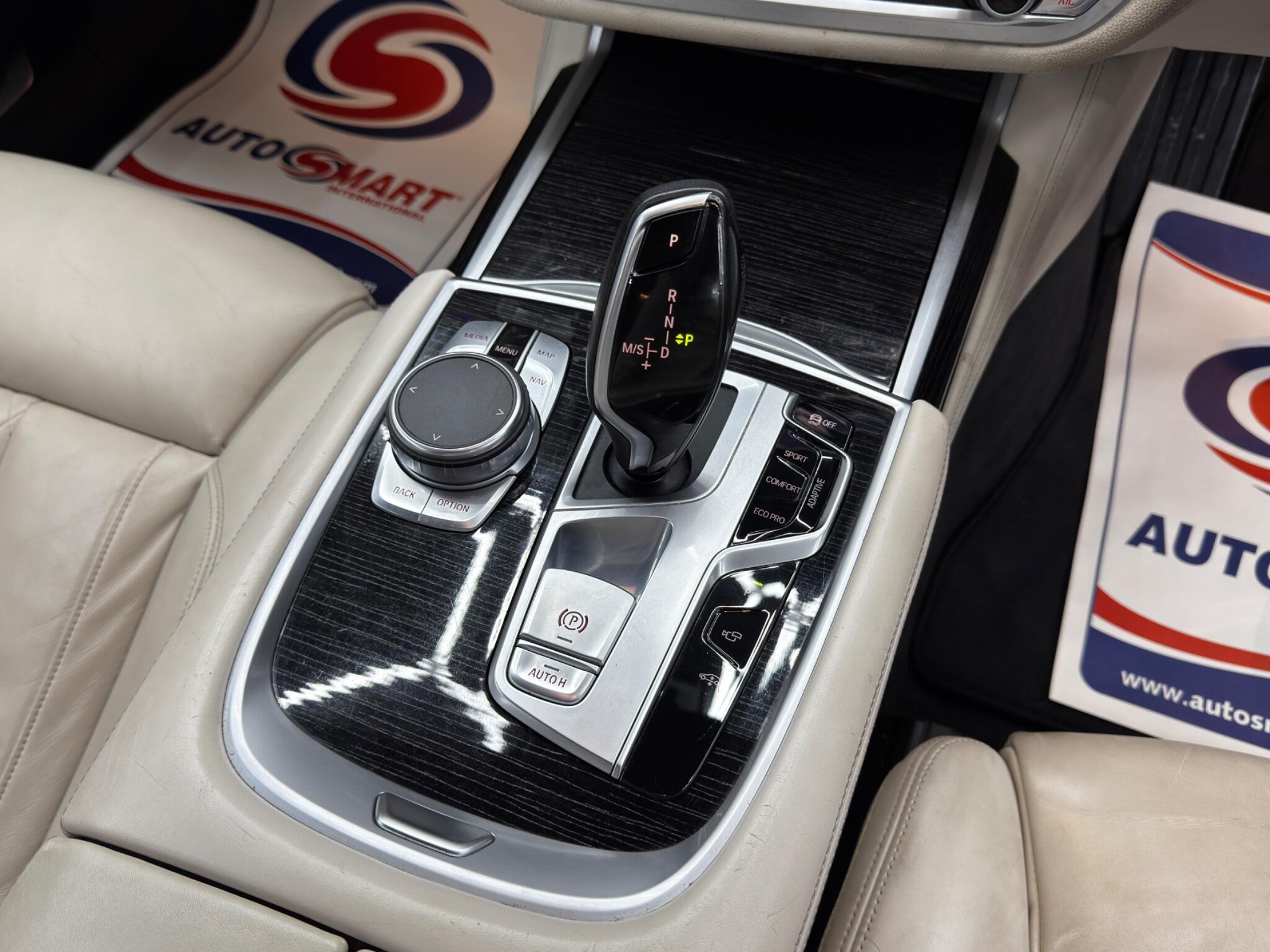 BMW 7 Series - Image 24