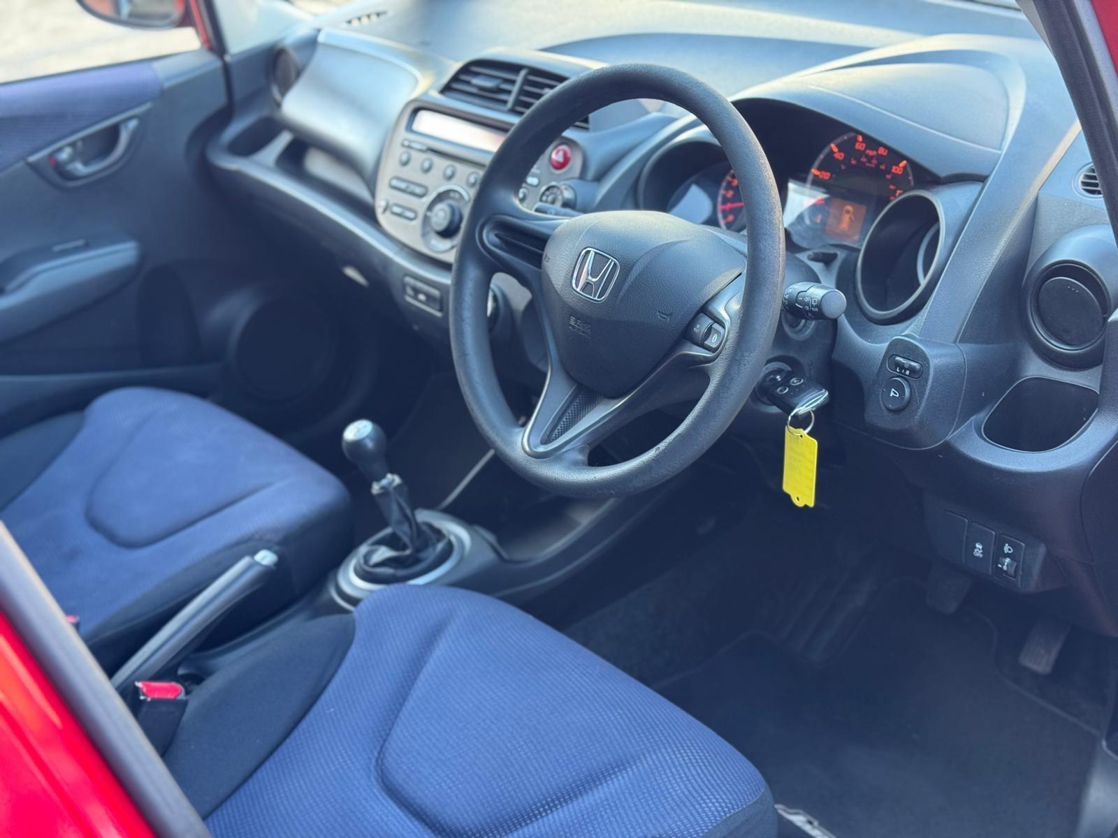 Honda Jazz - Image 8