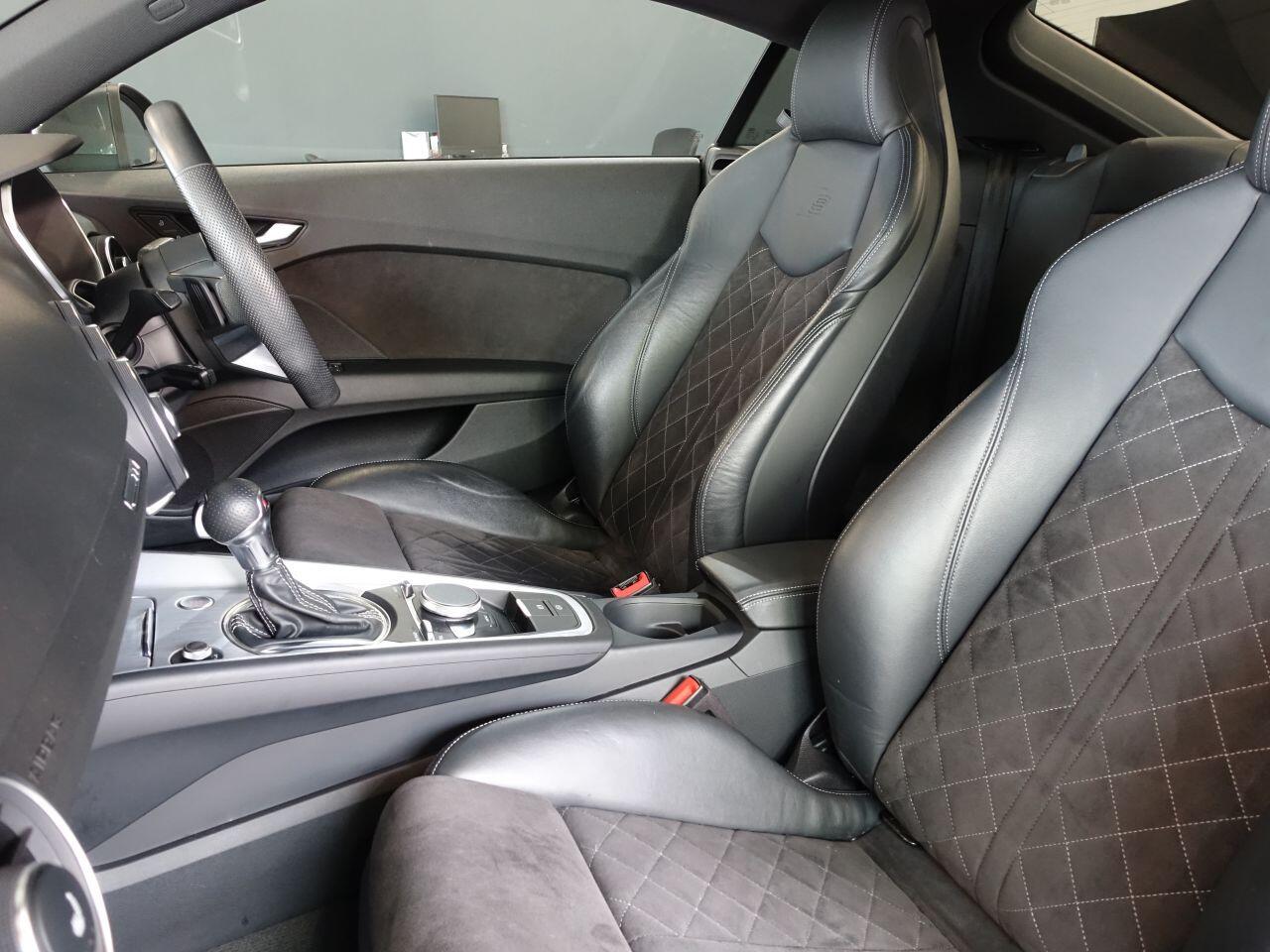 Audi TT - Image 12