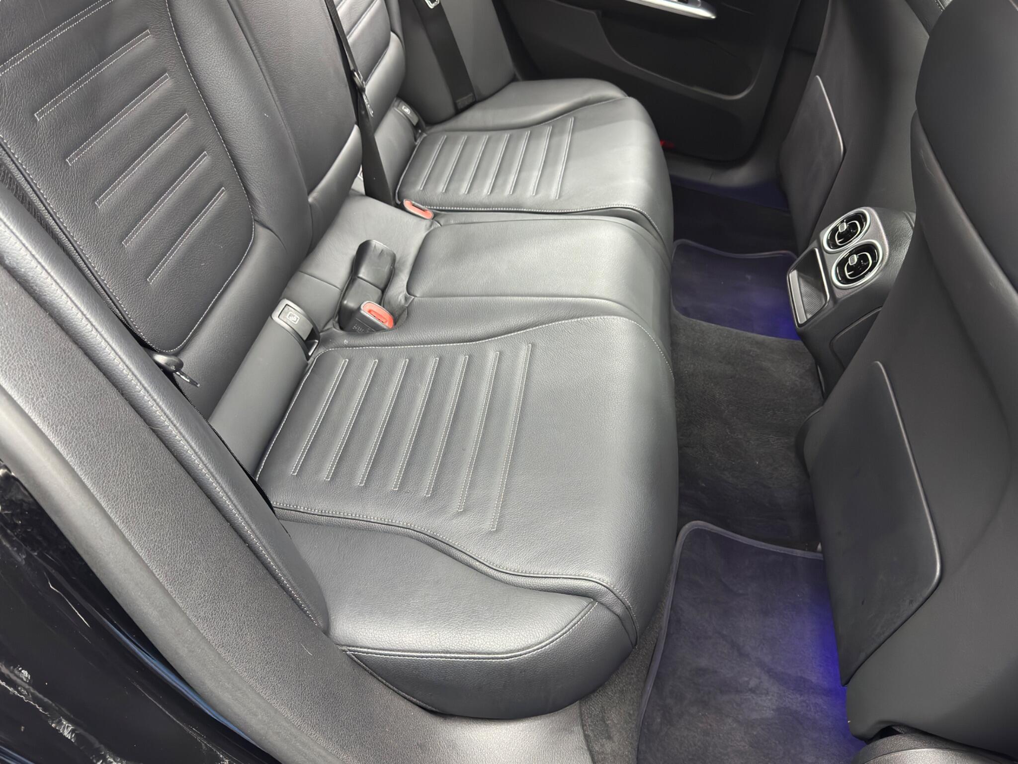 Mercedes C Class - Image 17