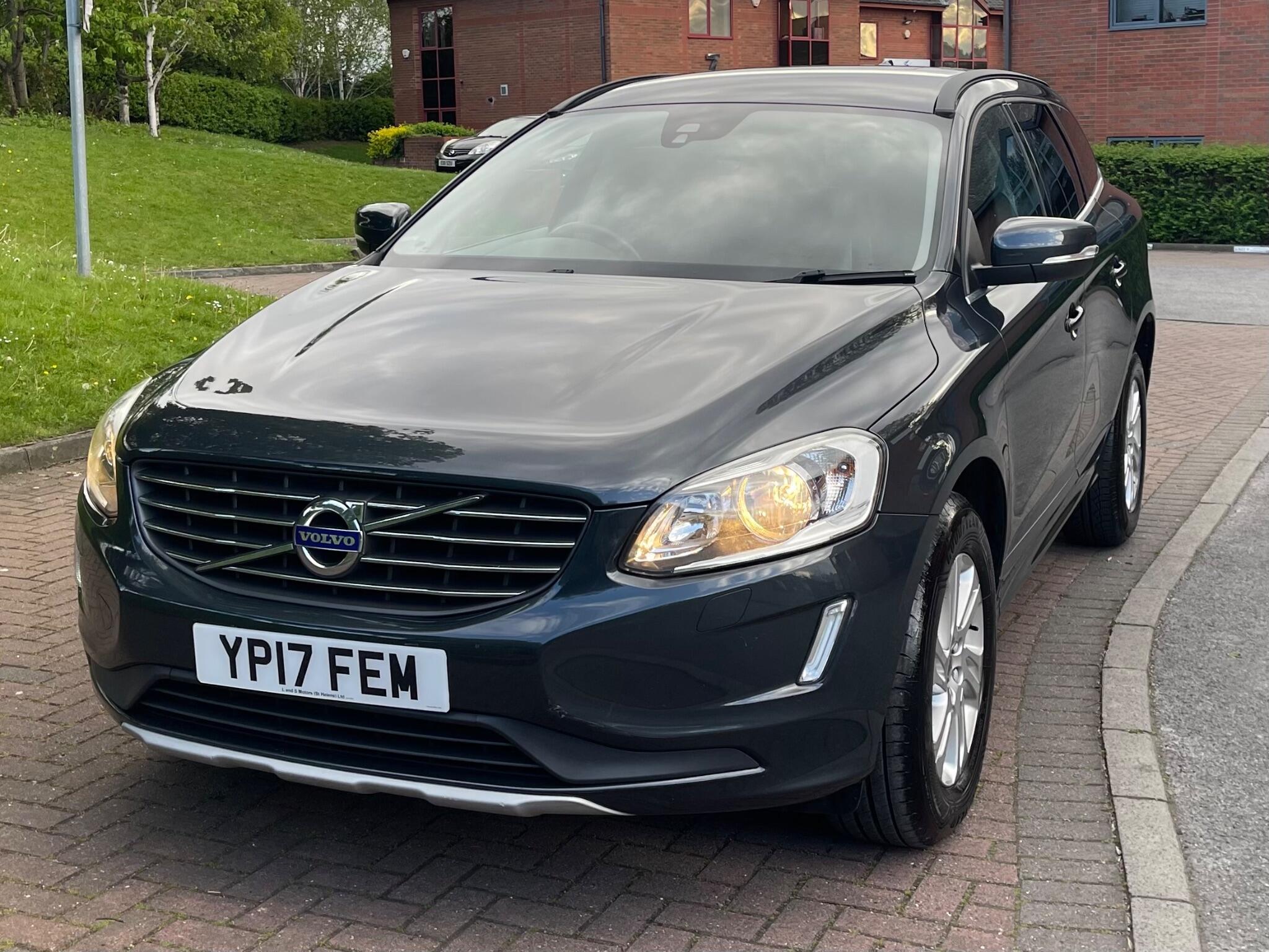 Volvo XC60 - Image 30