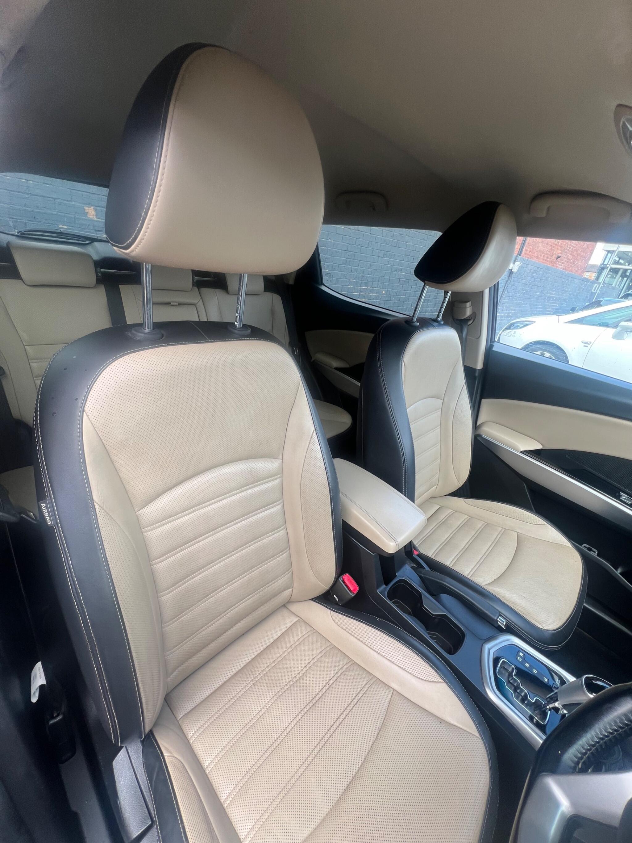 Ssangyong Tivoli - Image 29