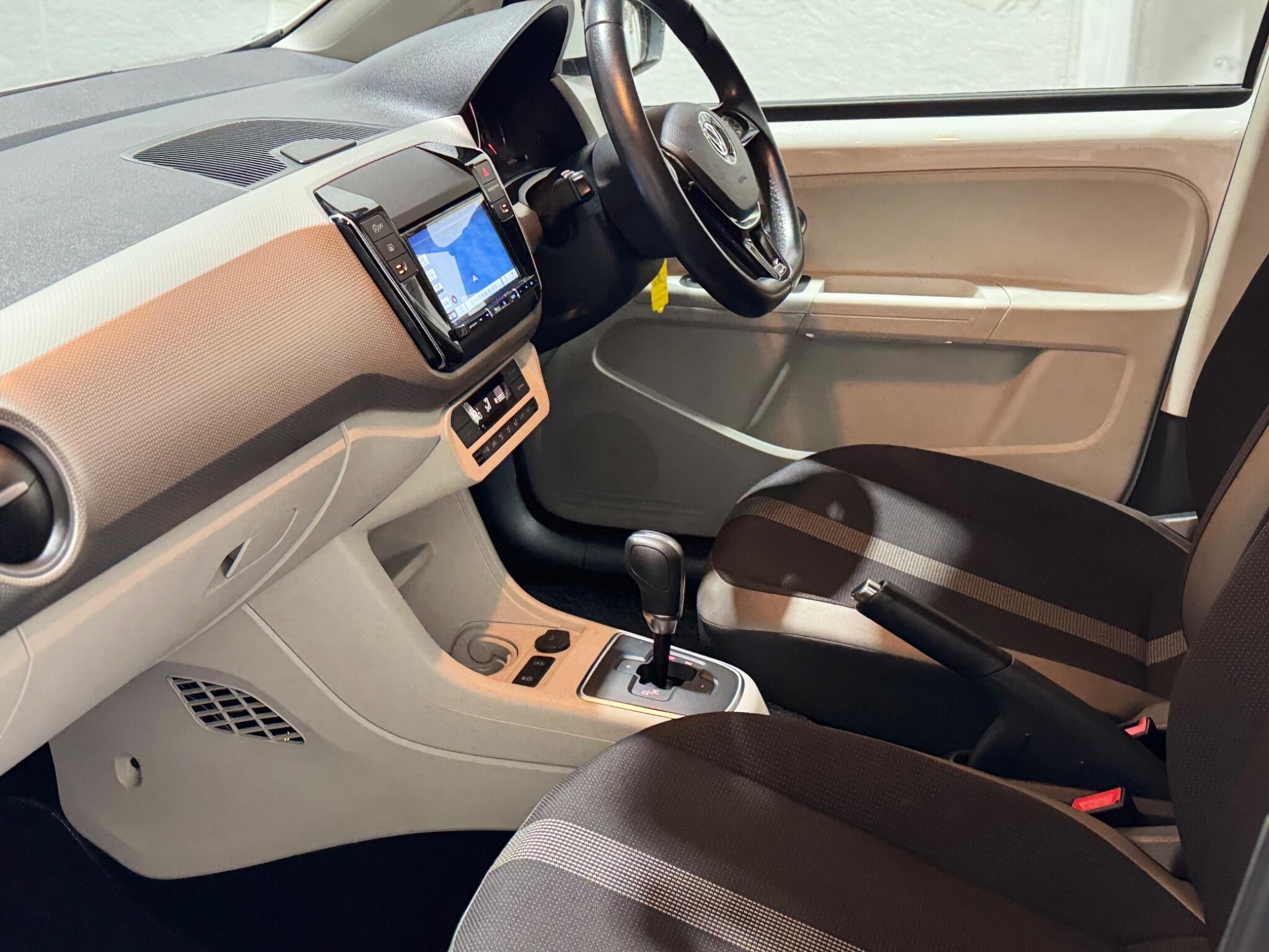 Volkswagen up! - Image 62