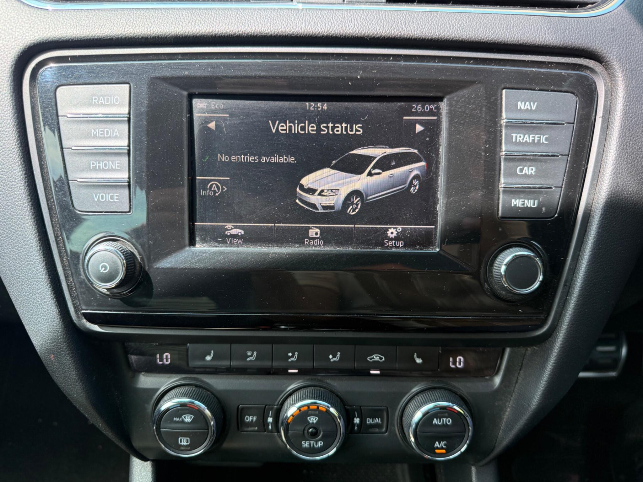 Skoda Octavia - Image 11