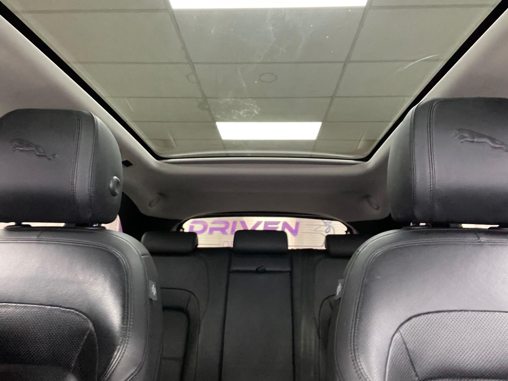 Jaguar F-Pace - Image 37