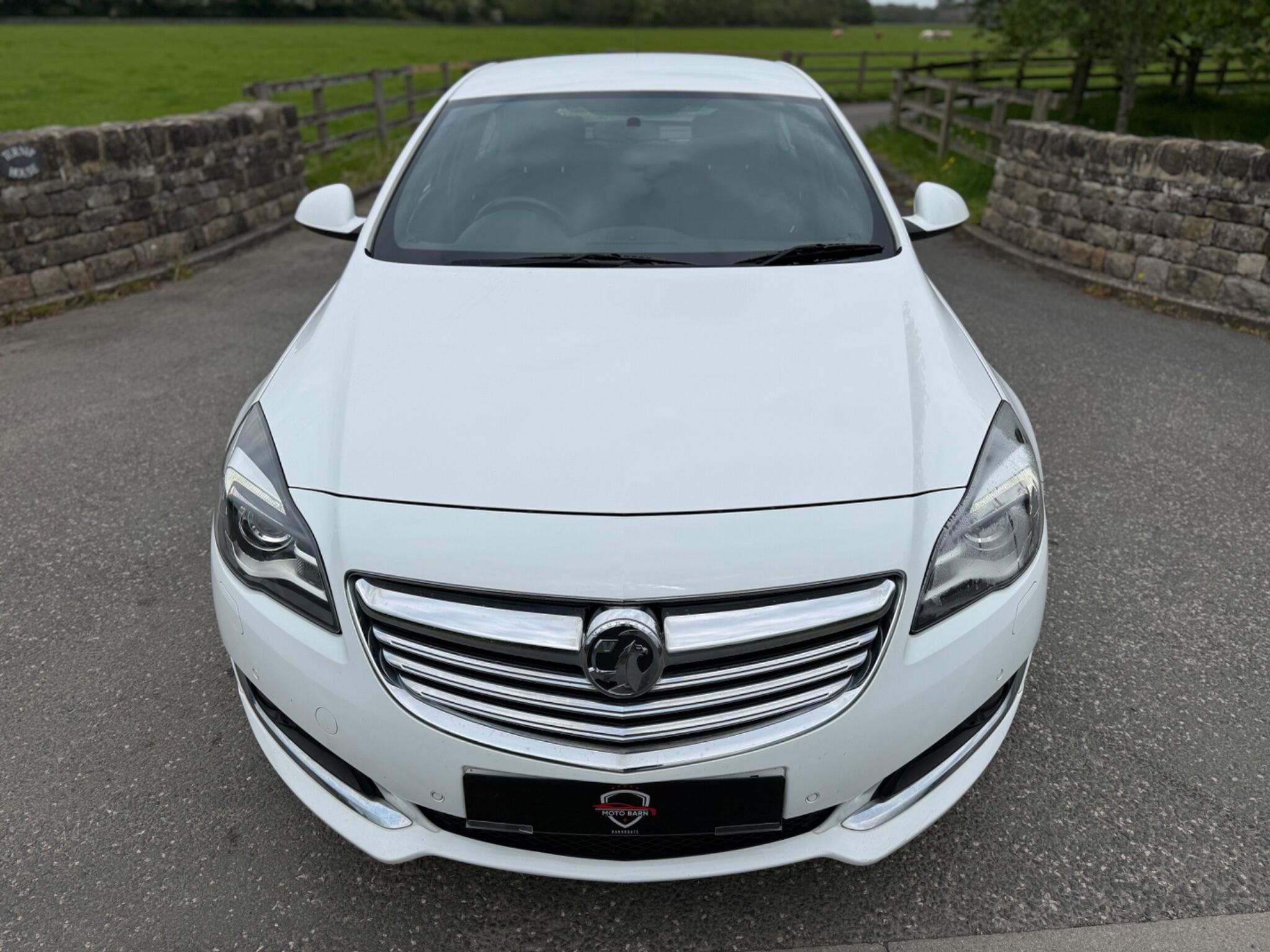 Vauxhall Insignia - Image 13