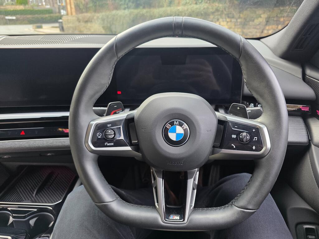 BMW 5 Series - Image 42