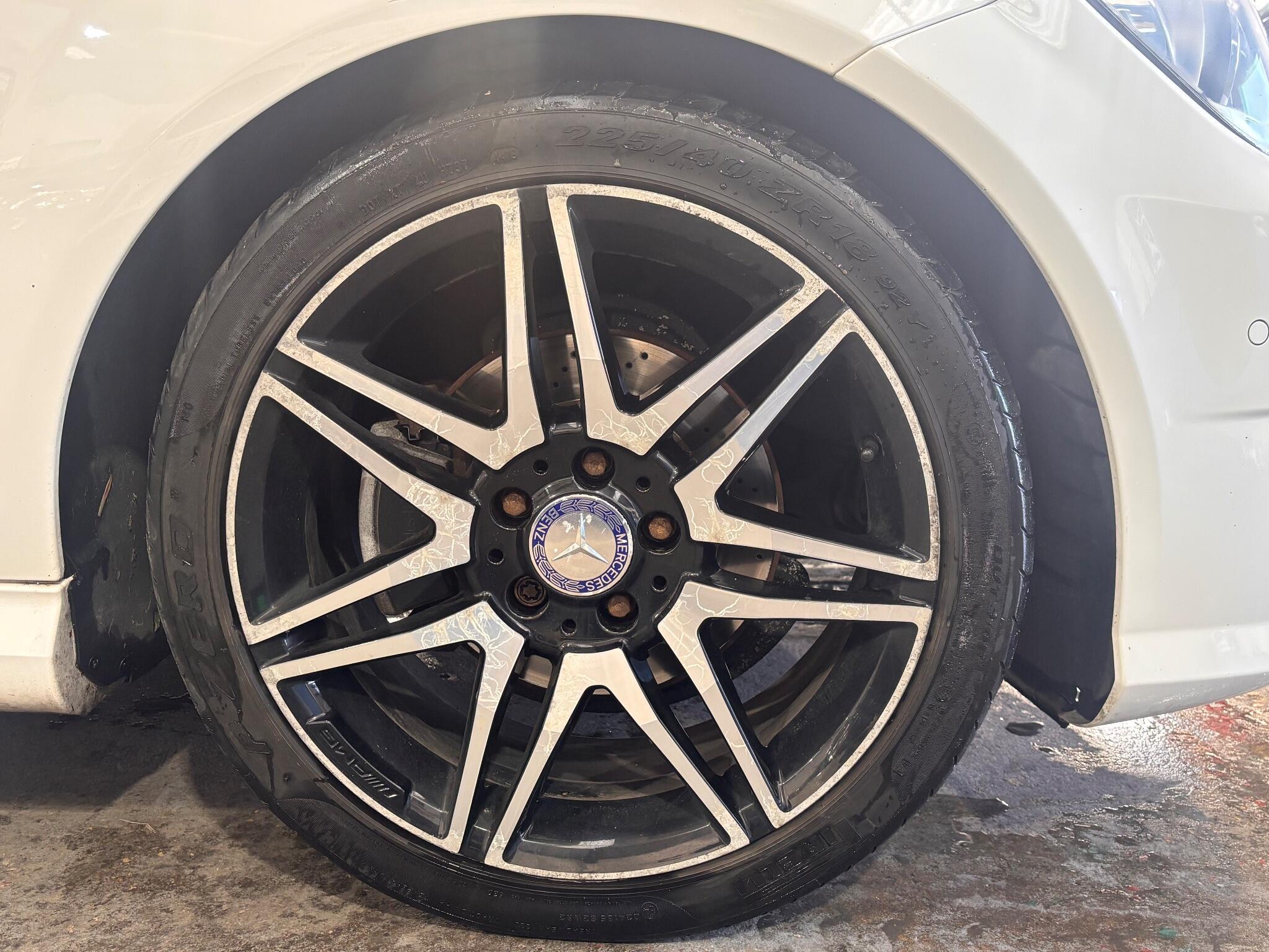 Mercedes C Class - Image 25