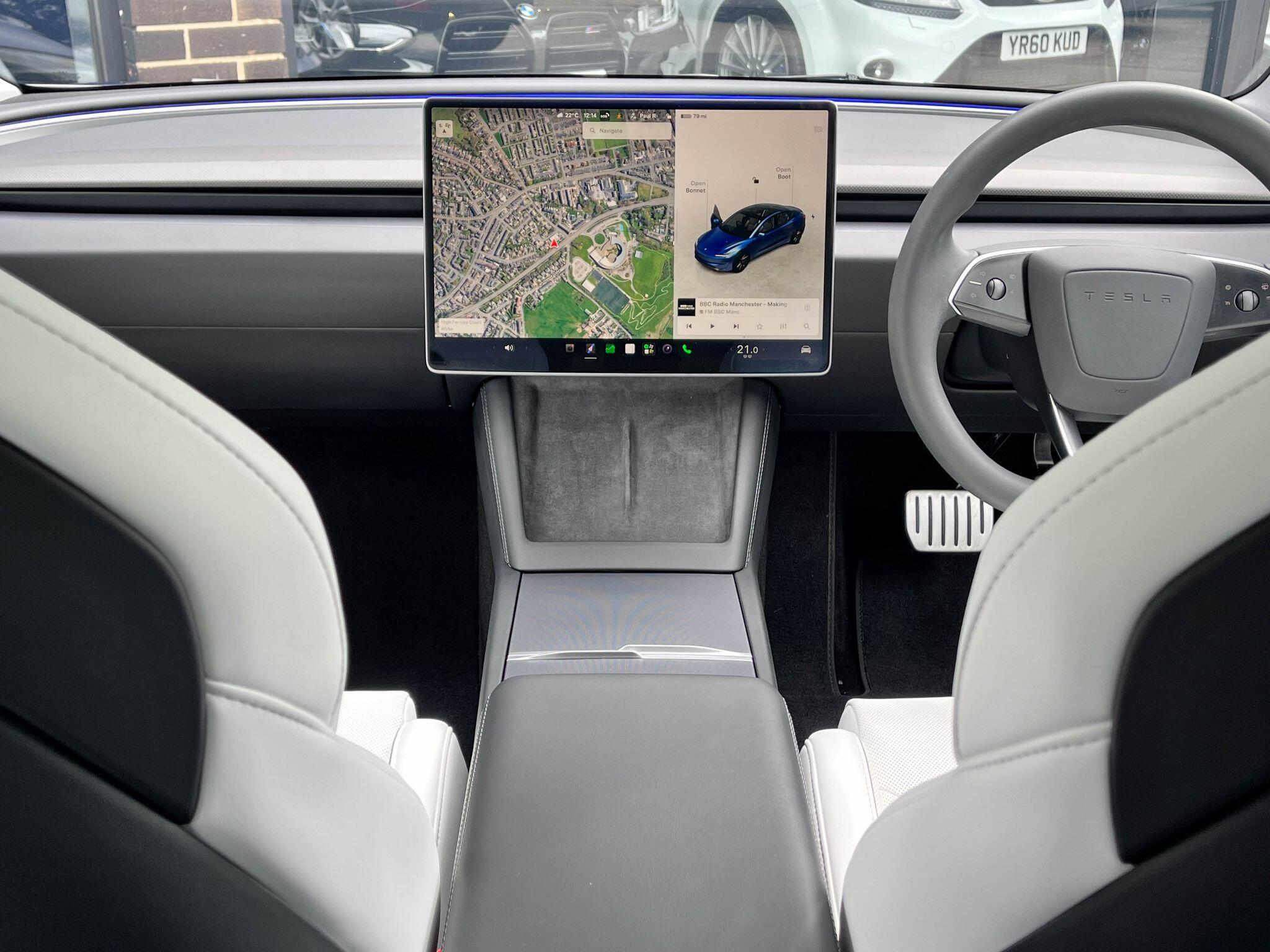 Tesla Model 3 - Image 9