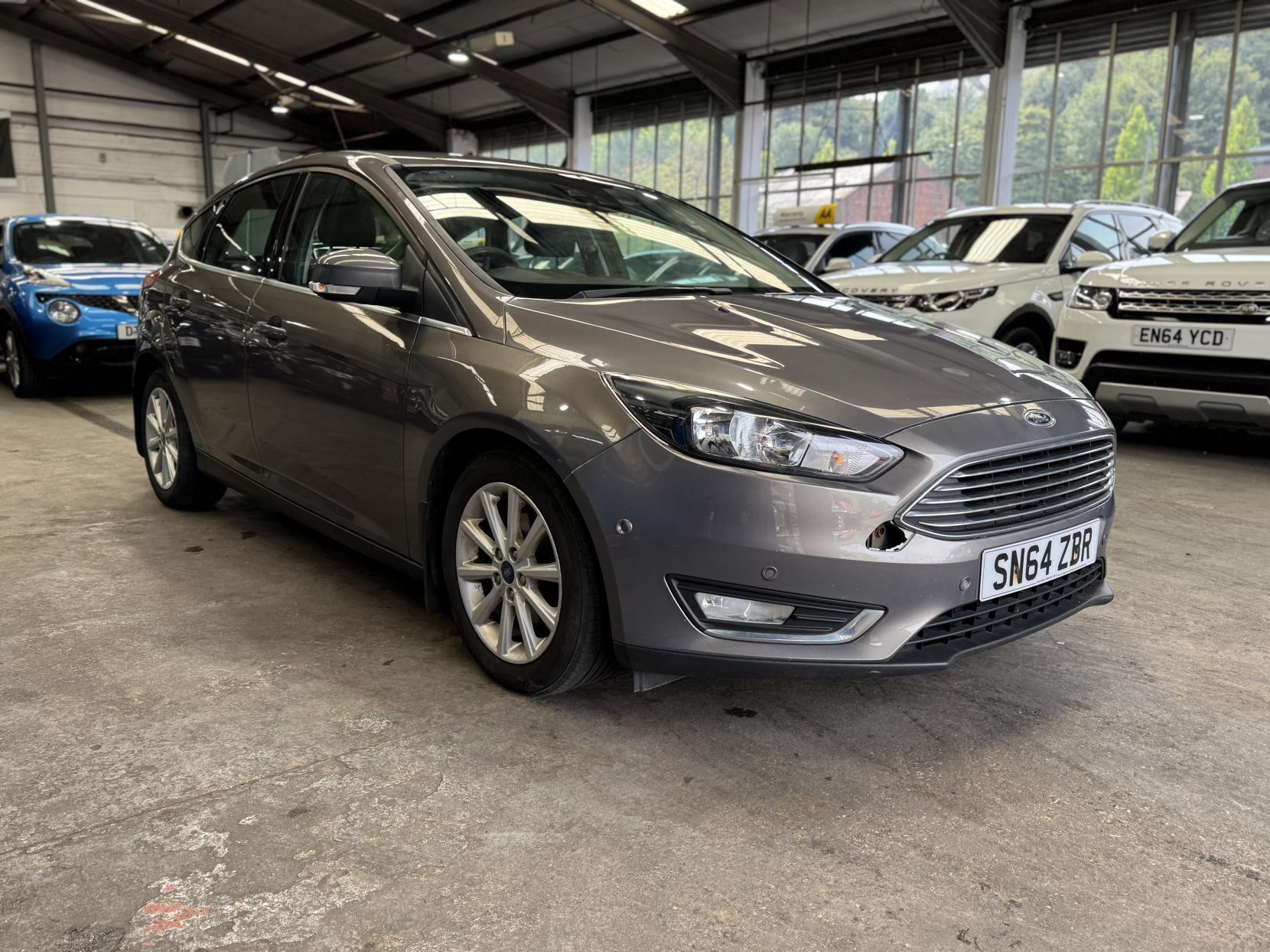 Ford Focus - Image 2