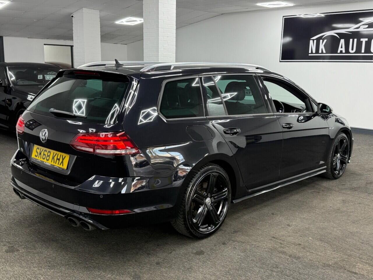 Volkswagen Golf - Image 6