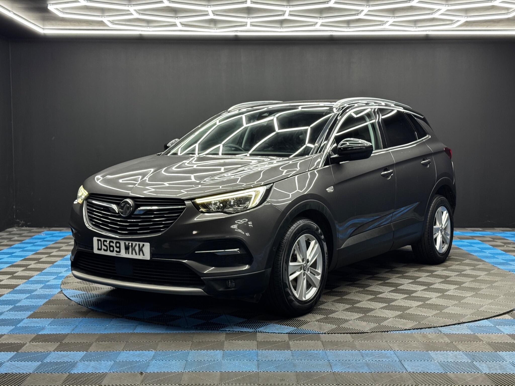 Vauxhall Grandland X - Image 3
