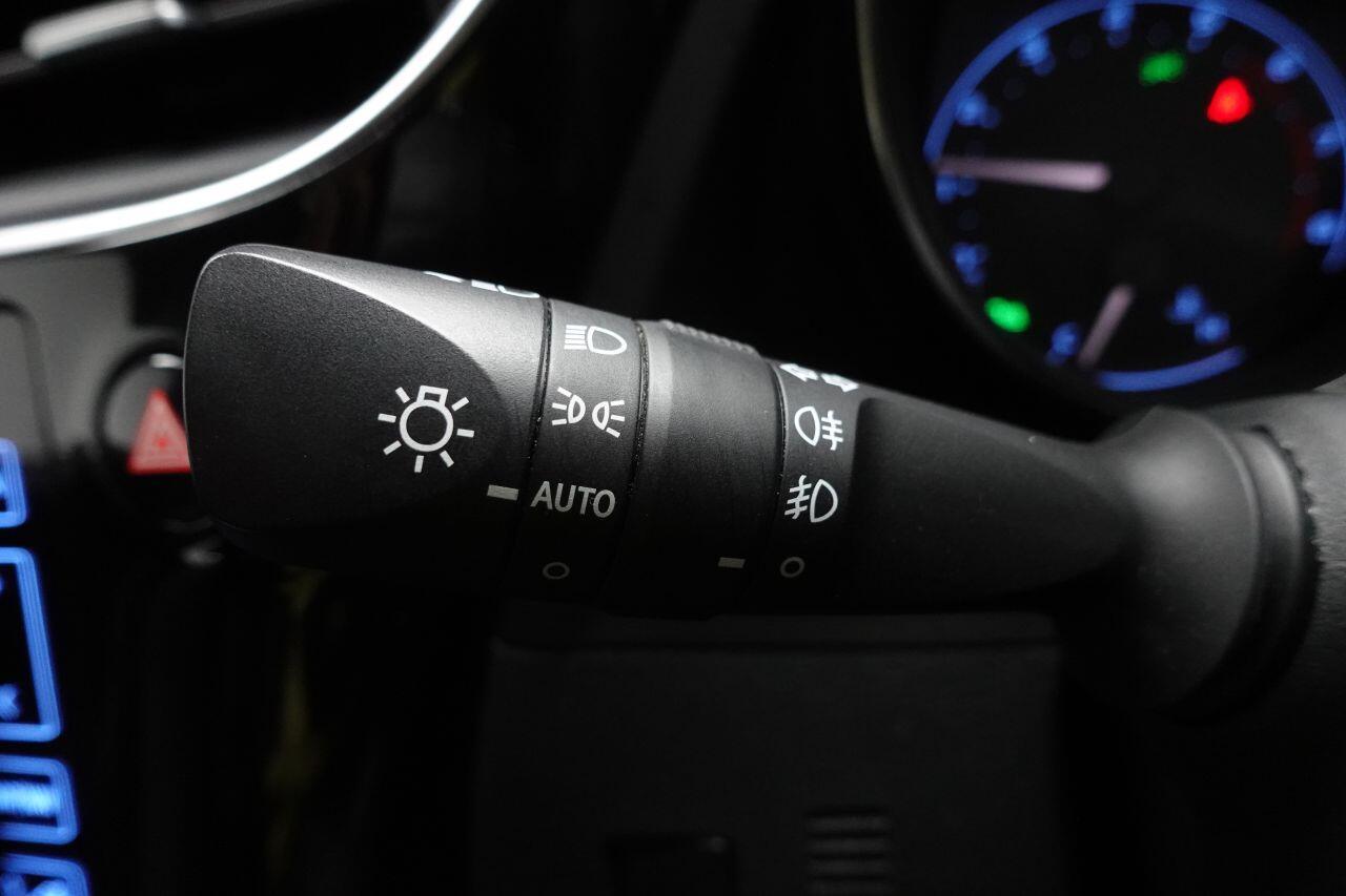 Toyota Auris - Image 38