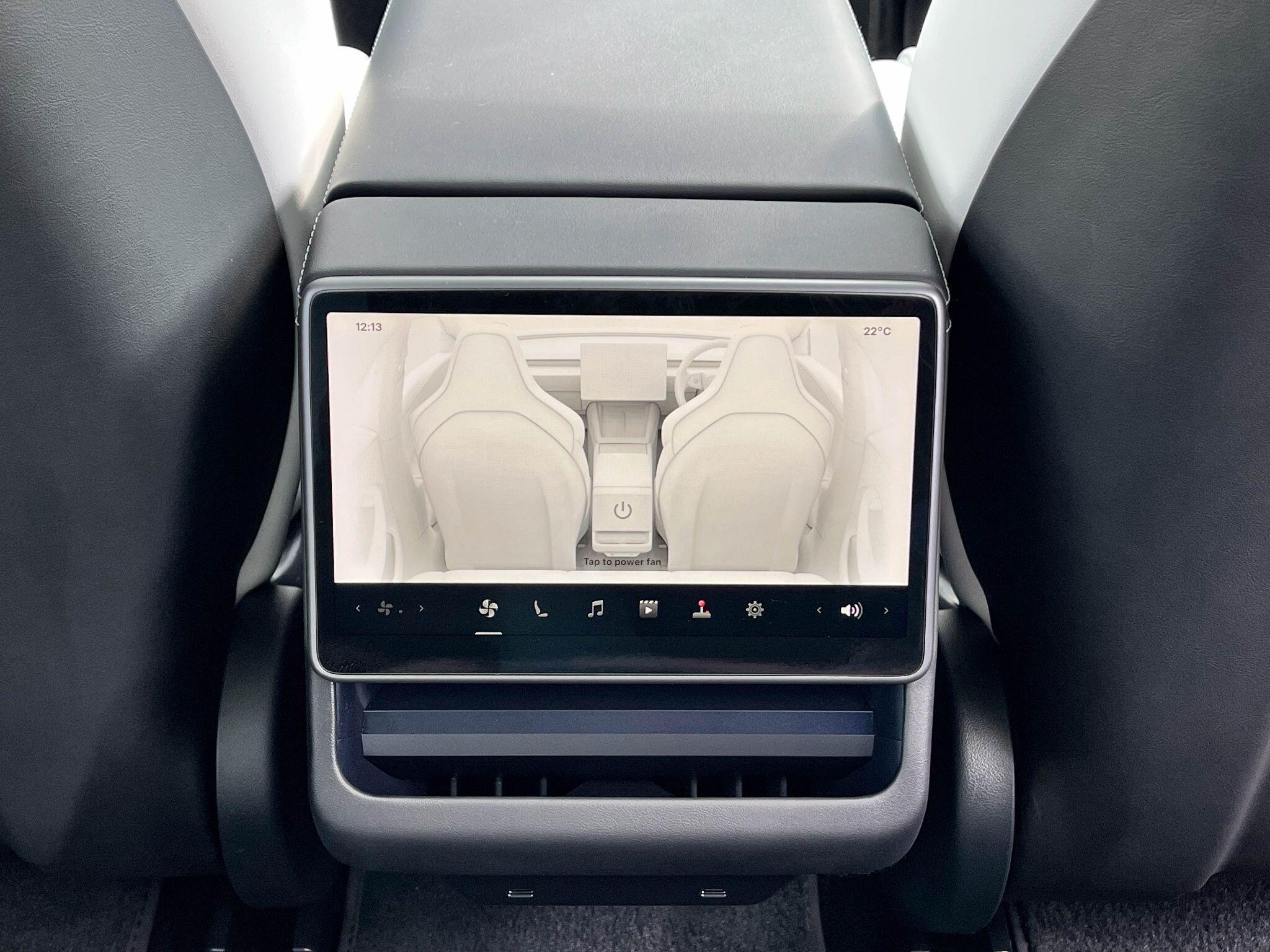 Tesla Model 3 - Image 13