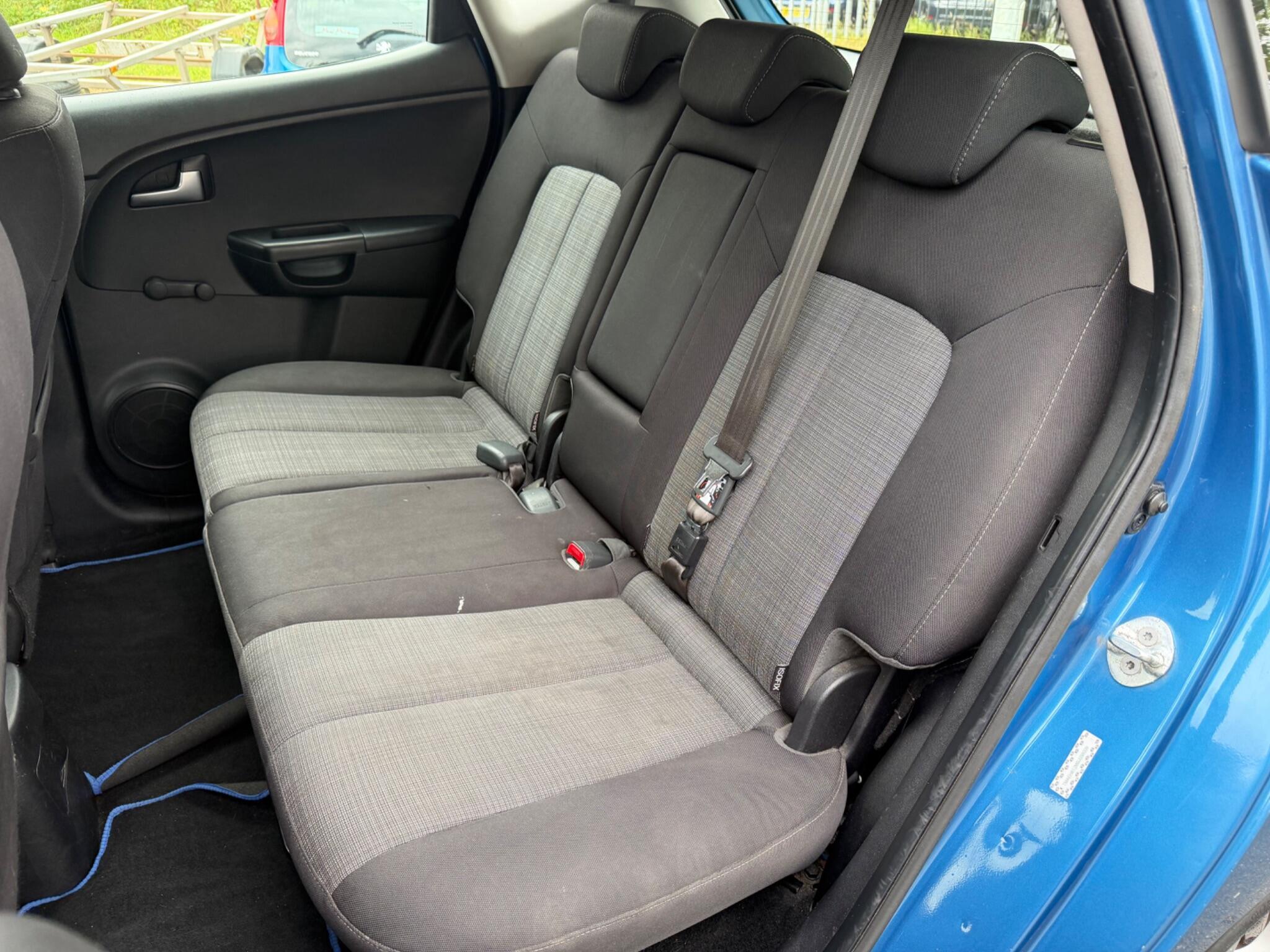 Kia Venga - Image 10