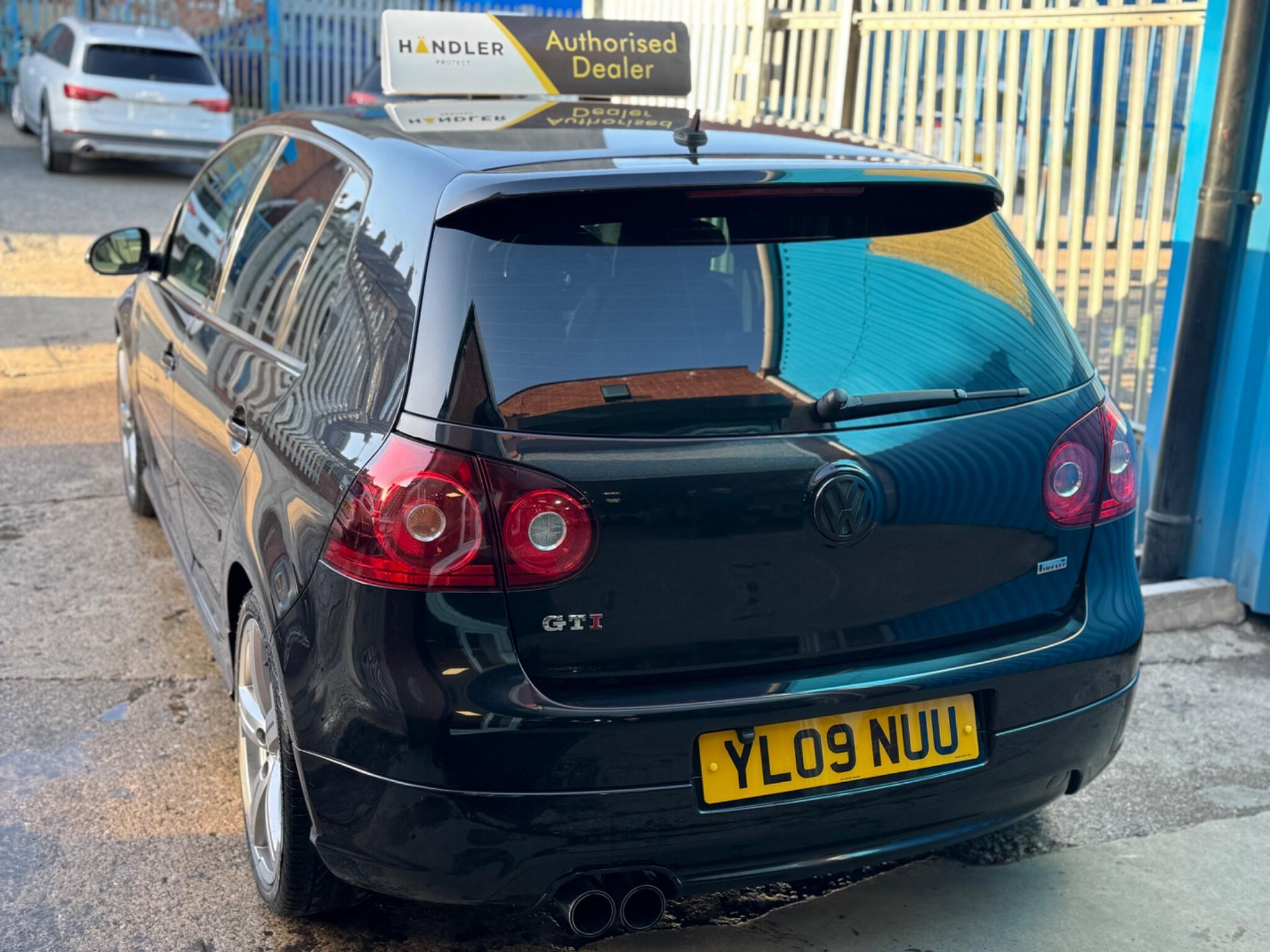 Volkswagen Golf - Image 28