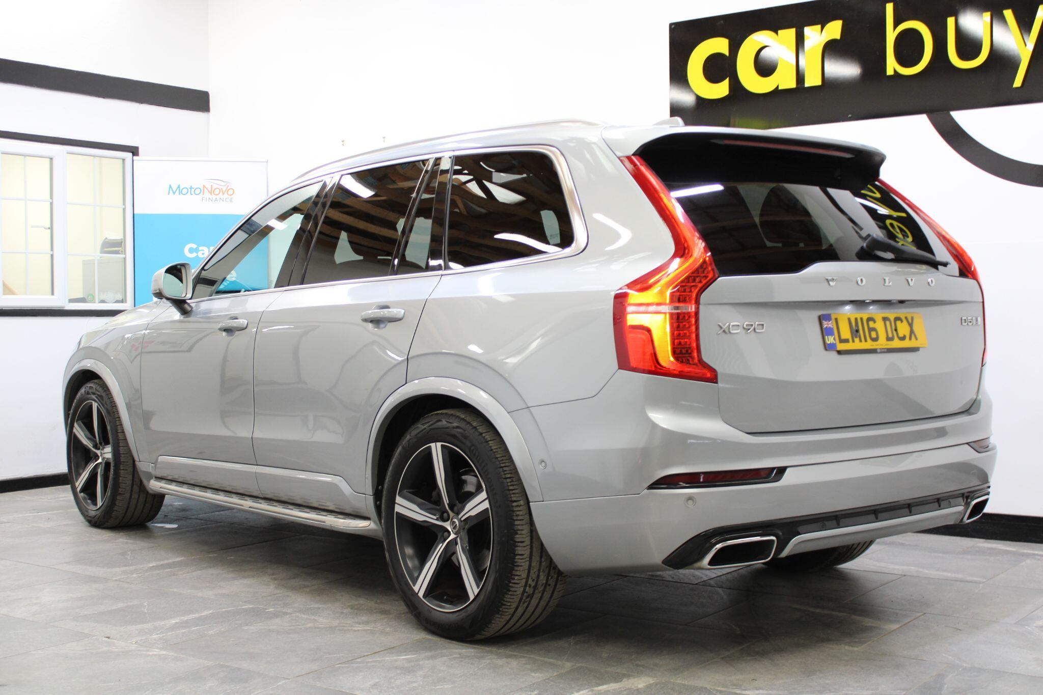 Volvo XC90 - Image 3