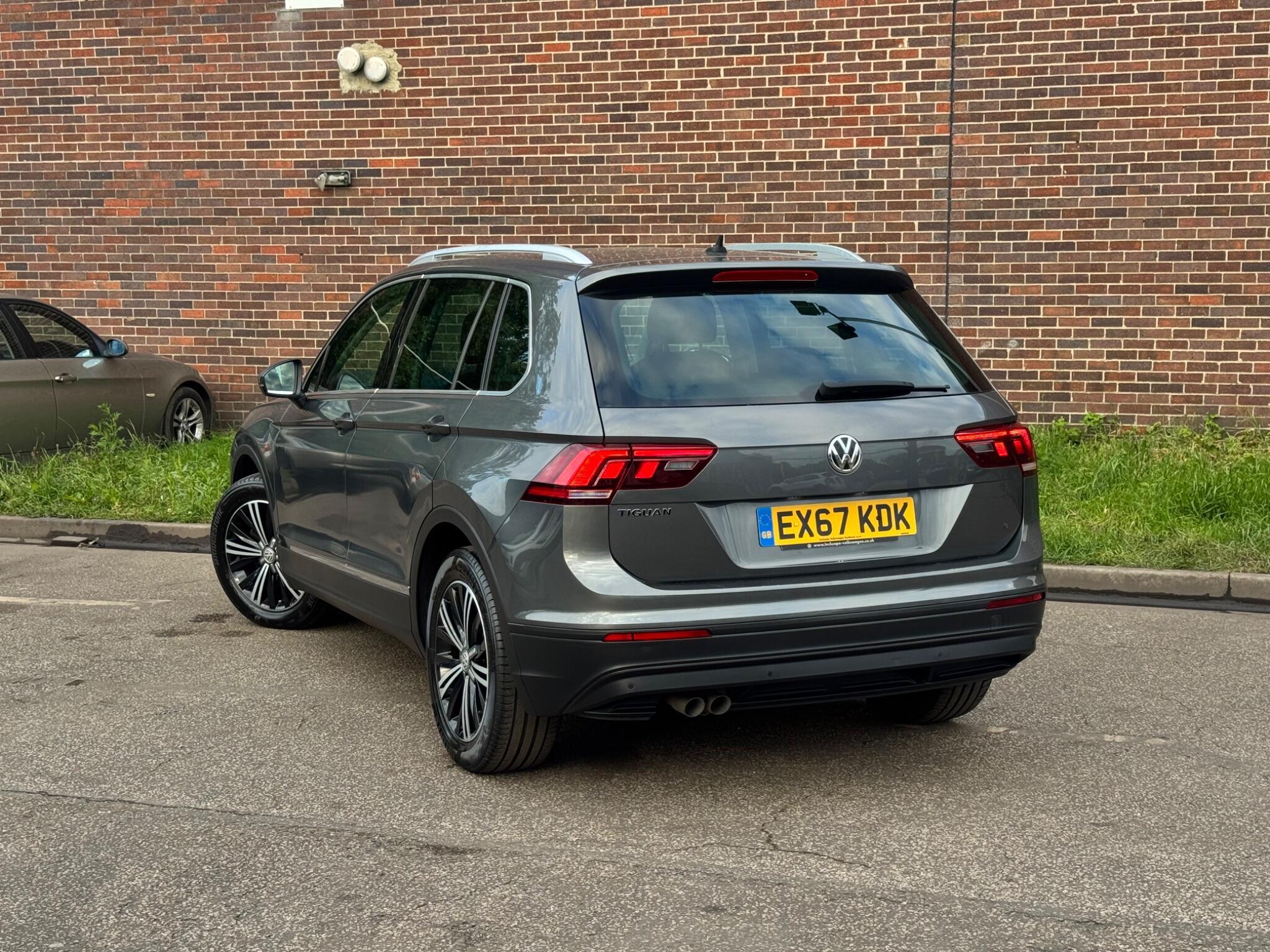 Volkswagen Tiguan - Image 4
