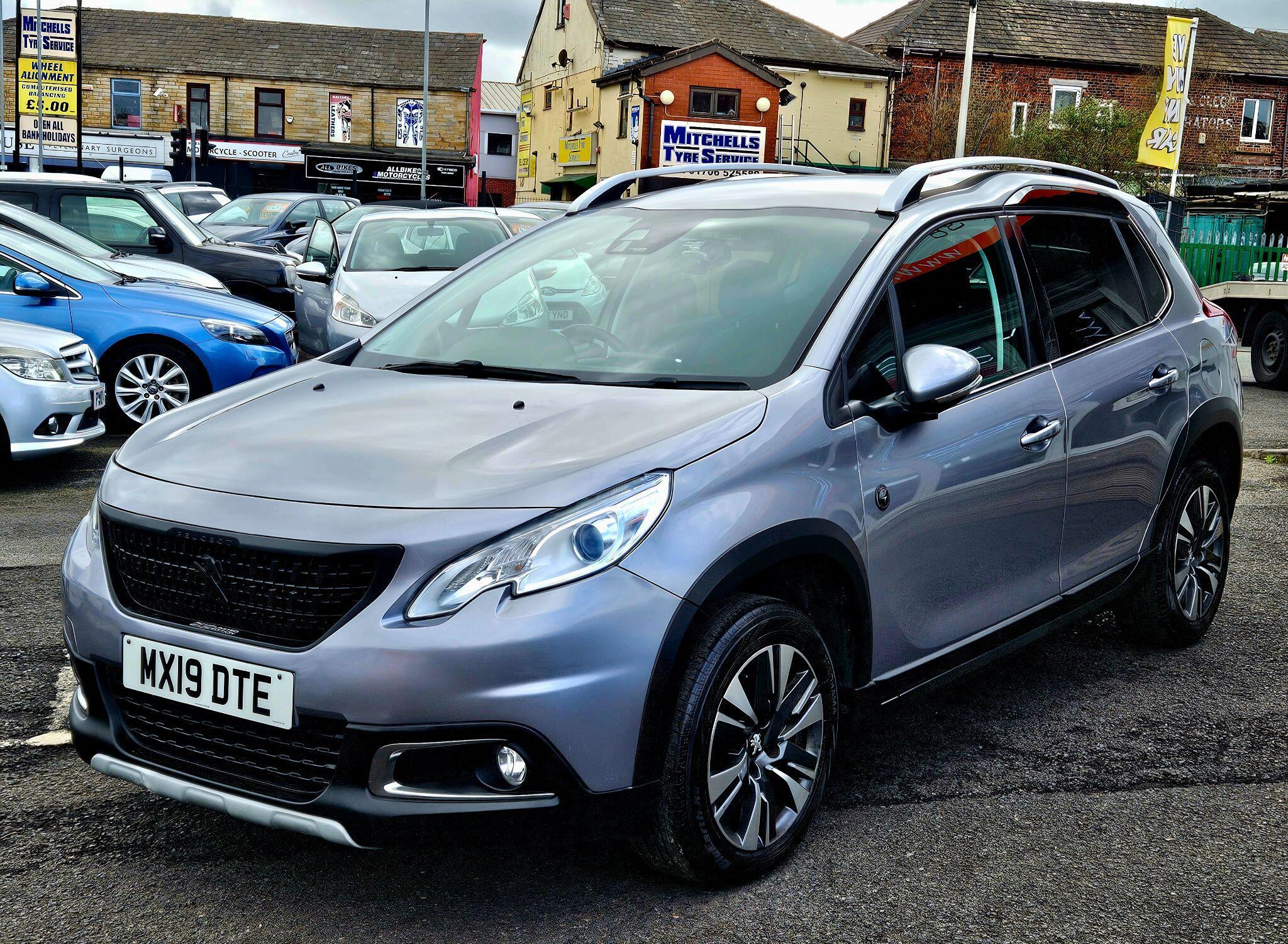 Peugeot 2008 - Image 2