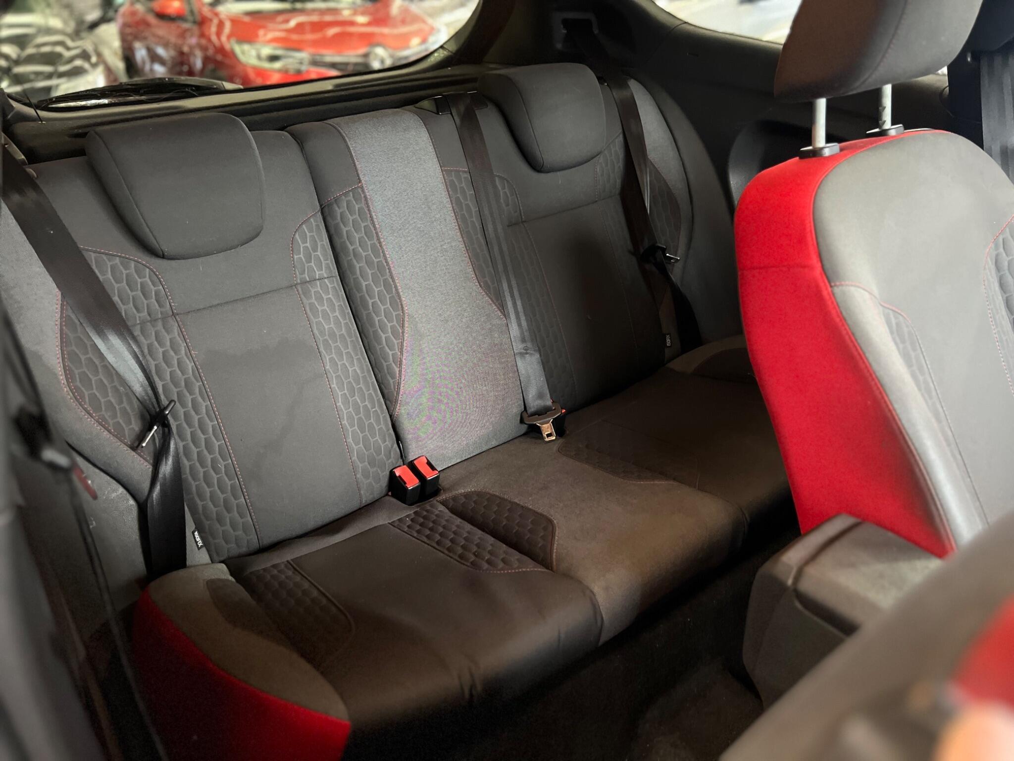 Ford Fiesta - Image 14