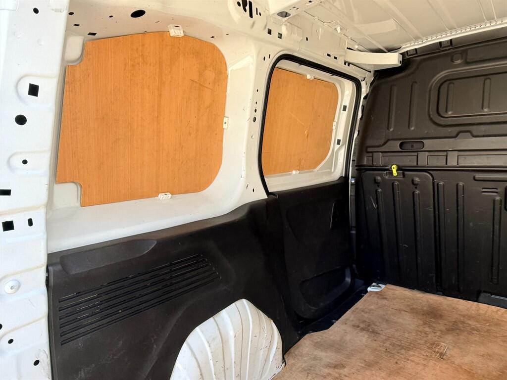 Peugeot Partner - Image 9